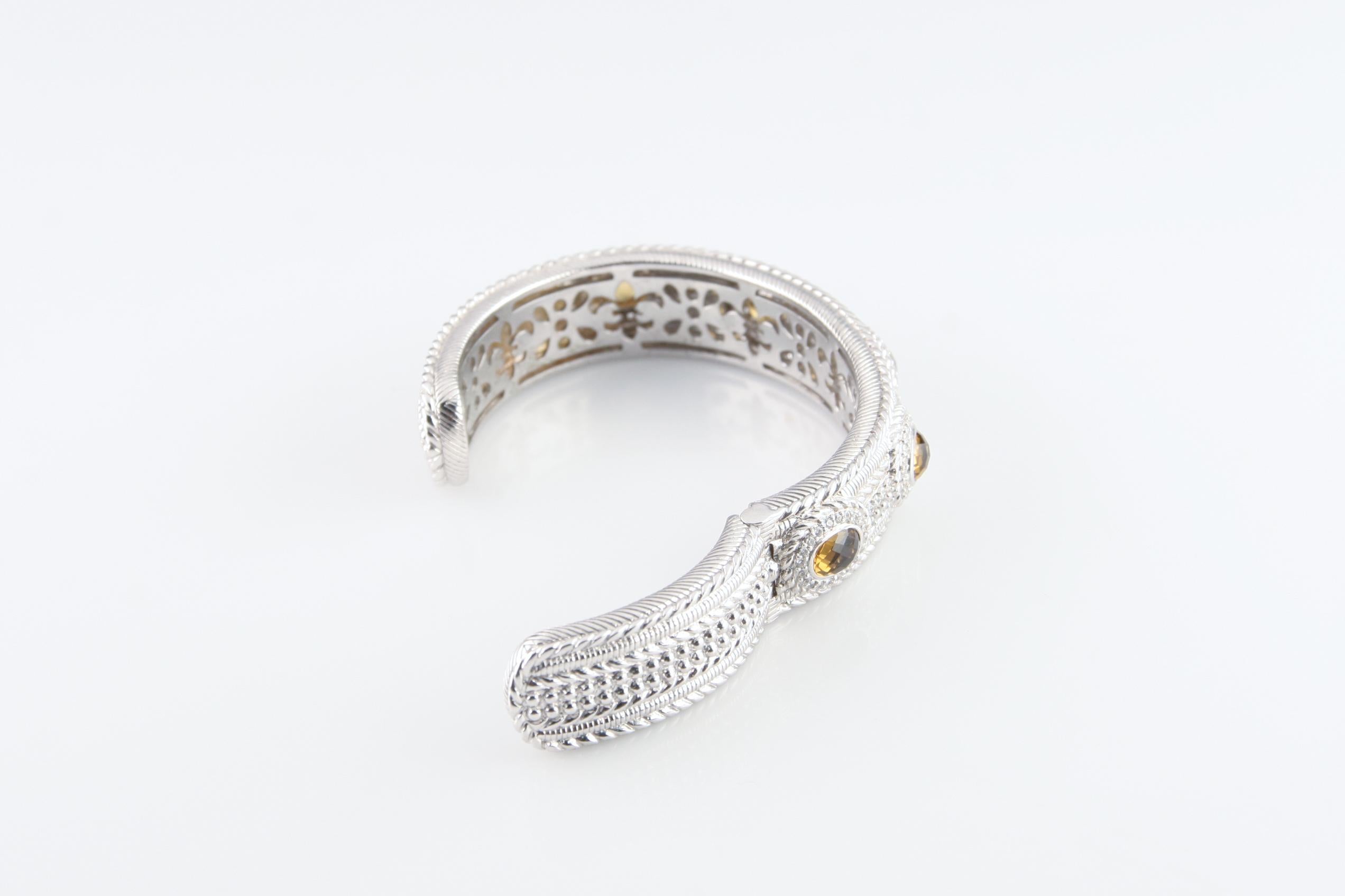 Taglio cuscino Judith Ripka Bracciale a cerniera in argento sterling con quarzo cognac e accenti CZ in vendita