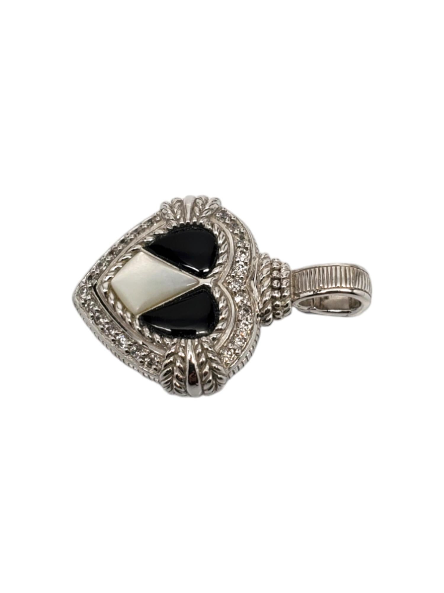 Judith Ripka Sterling Silver Onyx & Mother Of Pearl Heart Pendant # 18756 In Good Condition For Sale In Washington Depot, CT