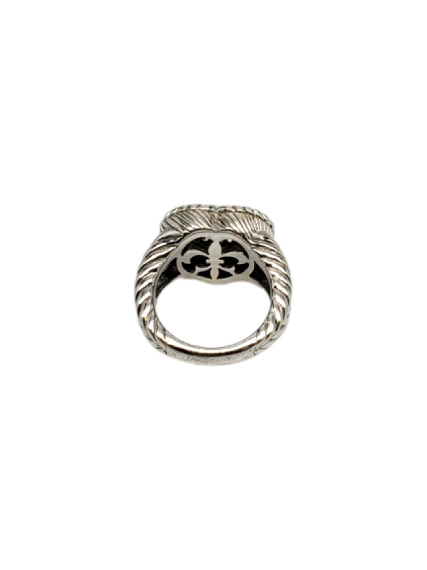 Judith Ripka Sterling Silver Pave CZ Heart Ring Size 7

This beautiful Judith Ripka heart shaped design features a pave setting and is set in sterling silver.

Width: 2.00 mm .

Shank: 3.58 mm.

Size: 7

Stamped: JUDITH RIPKA 925 CZ