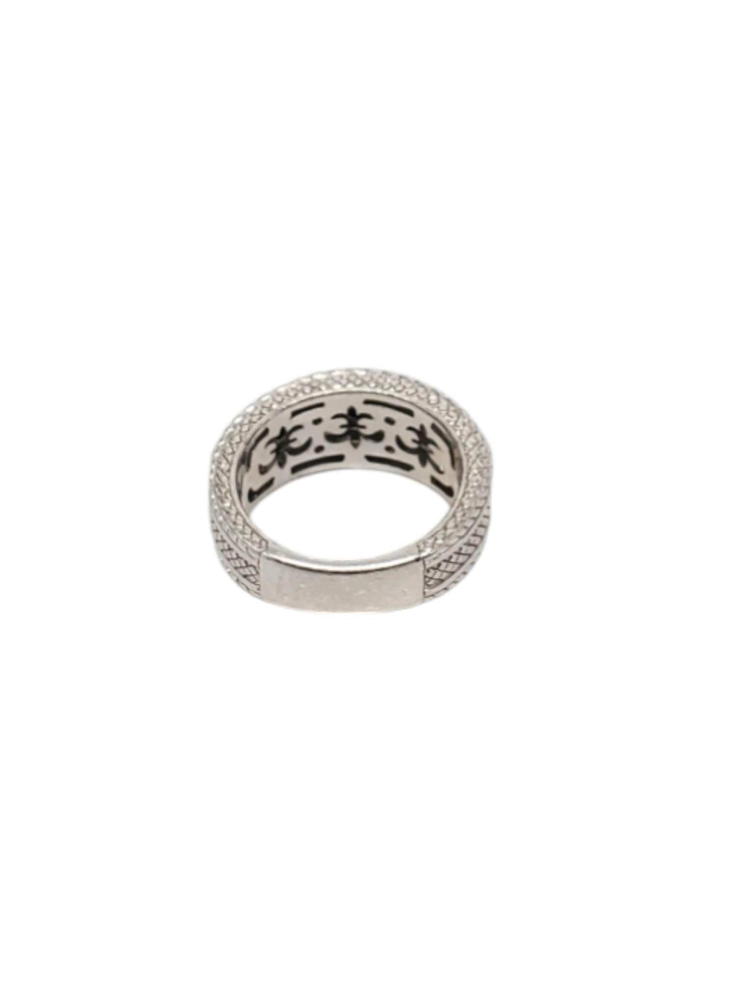Taglio rotondo Judith Ripka Anello a fascia in argento sterling con zaffiro e CZ misura 7,25 #18663 in vendita