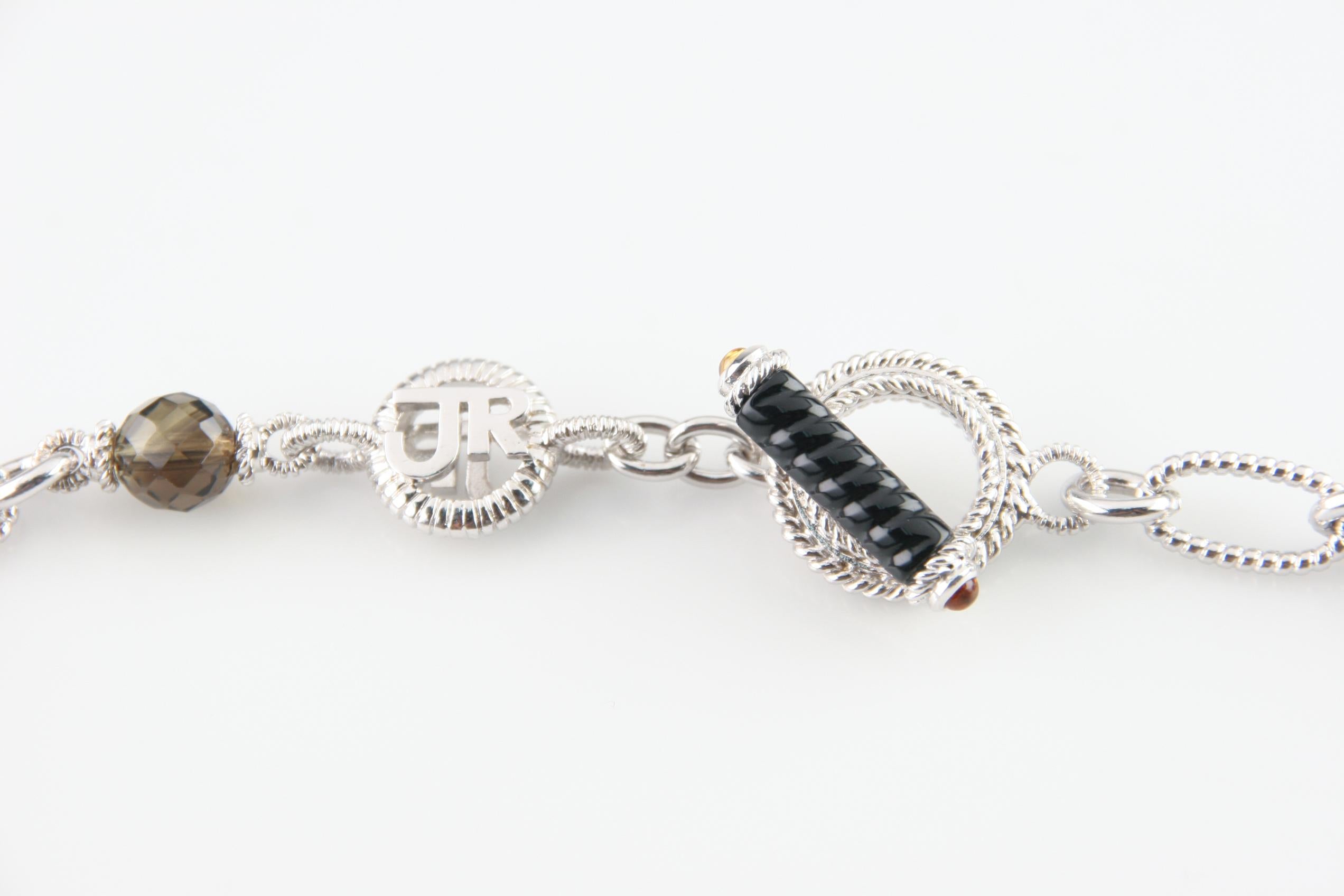 Ciondolo con occhio di tigre e catena di quarzo fumé in argento sterling di Judith Ripka, misura 17 In condizioni buone in vendita a Van Nuys, CA