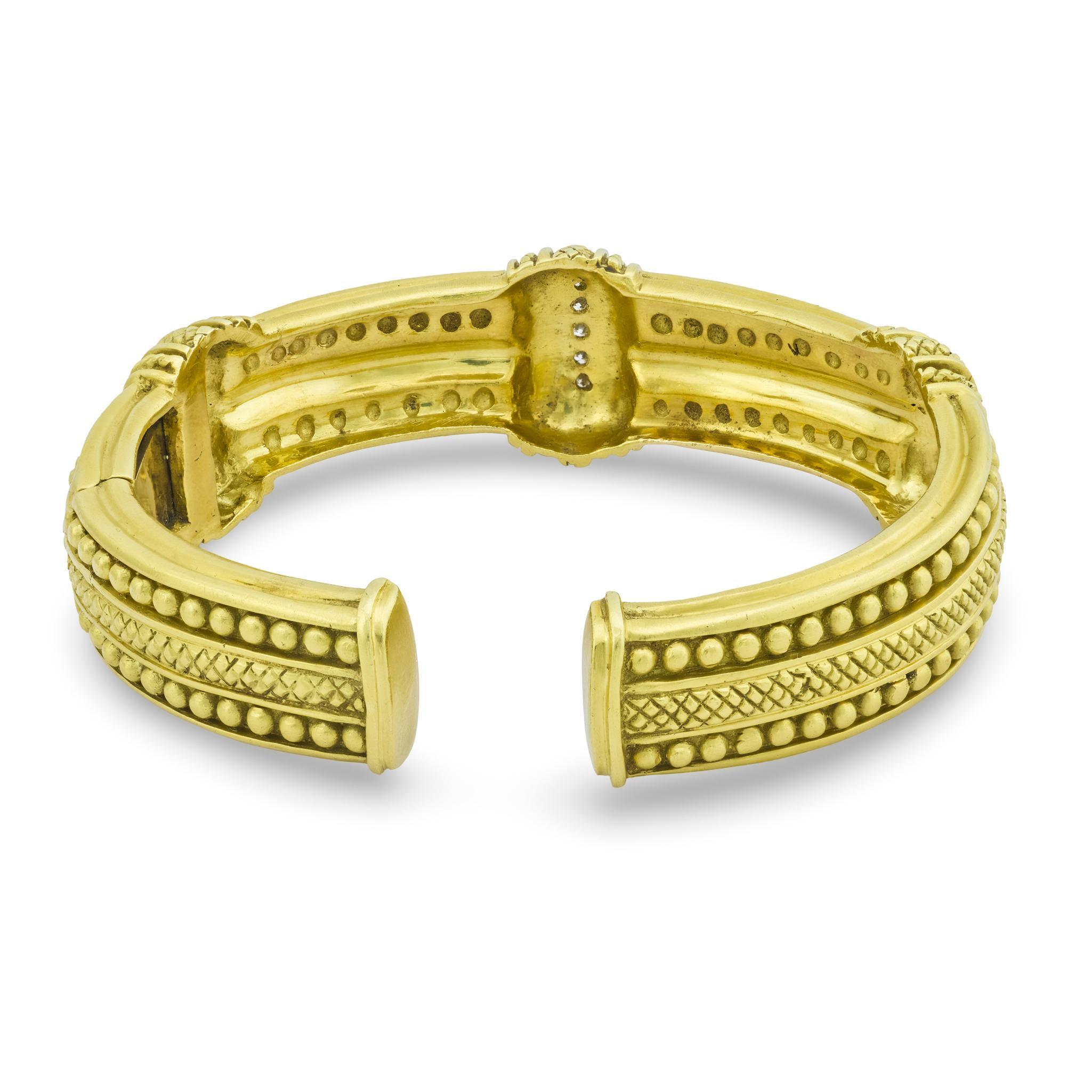 Judith Ripka Vintage Diamant Armreif aus 18k Gelbgold (Brillantschliff) im Angebot