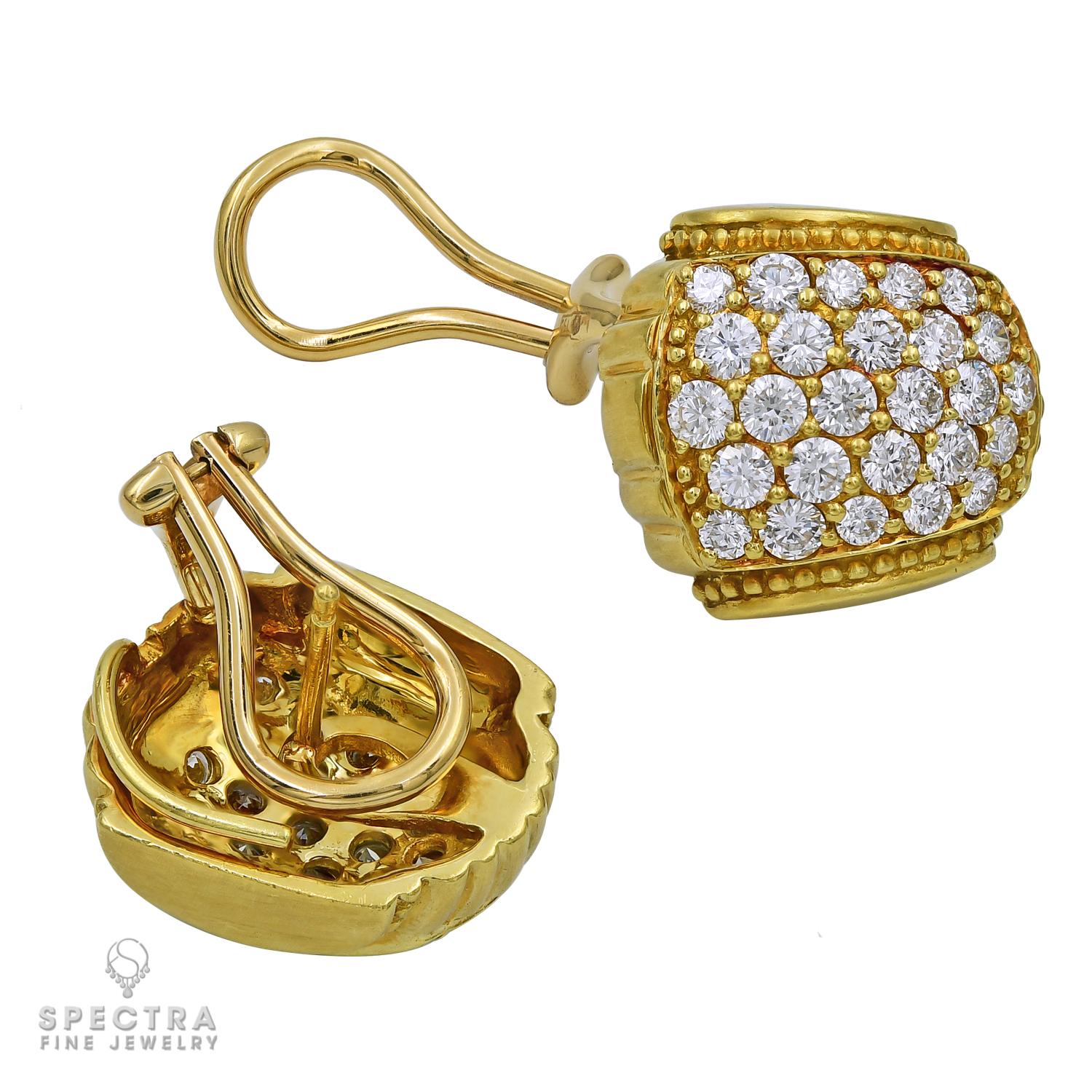 Taille ronde Judith Ripka - Boucles d'oreilles boutons en diamant Vintage Mid-Century Revive en vente