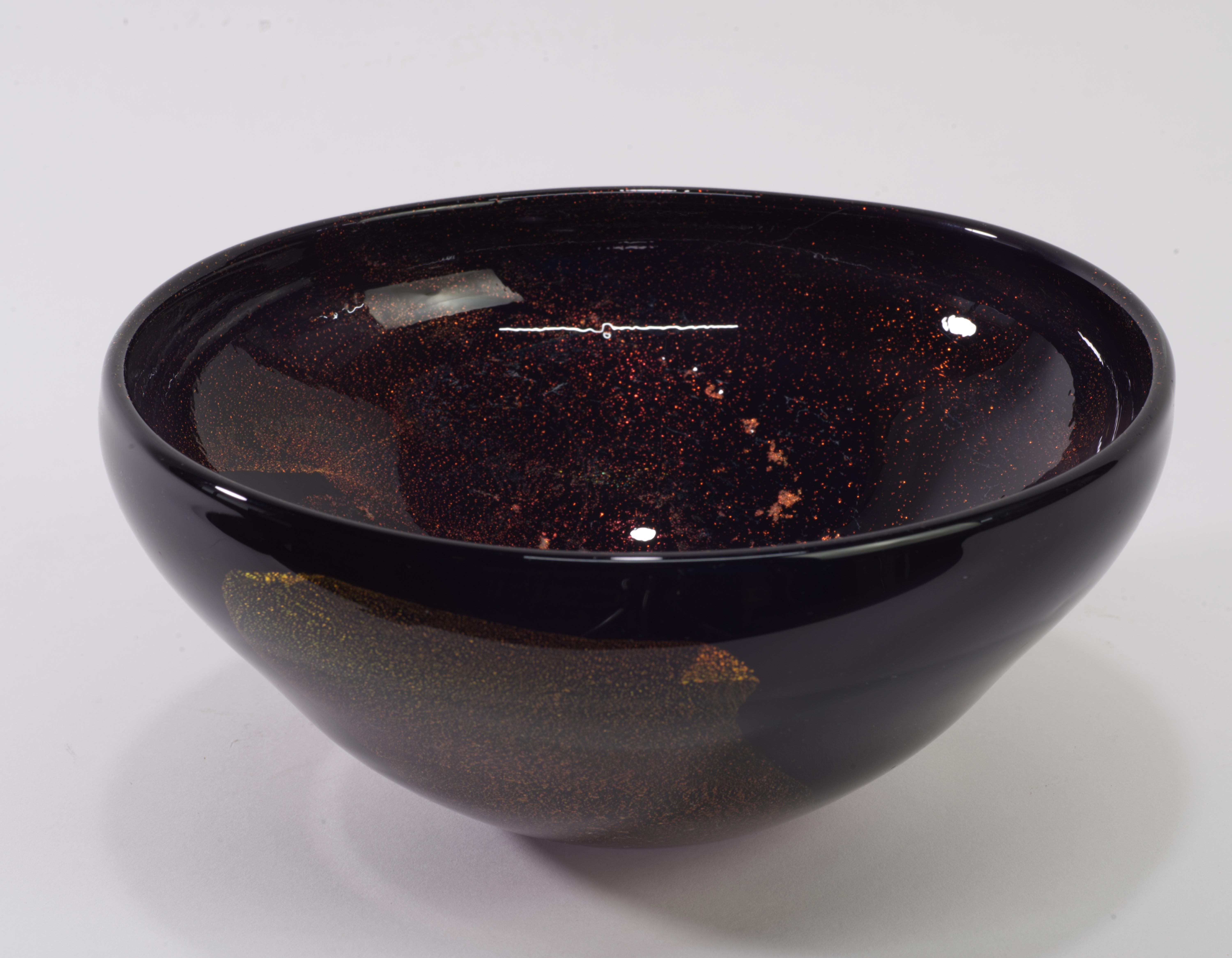 Judith Via Wolff Bowl, Sommerso with Gold Inclusions, New York Art Glass 1