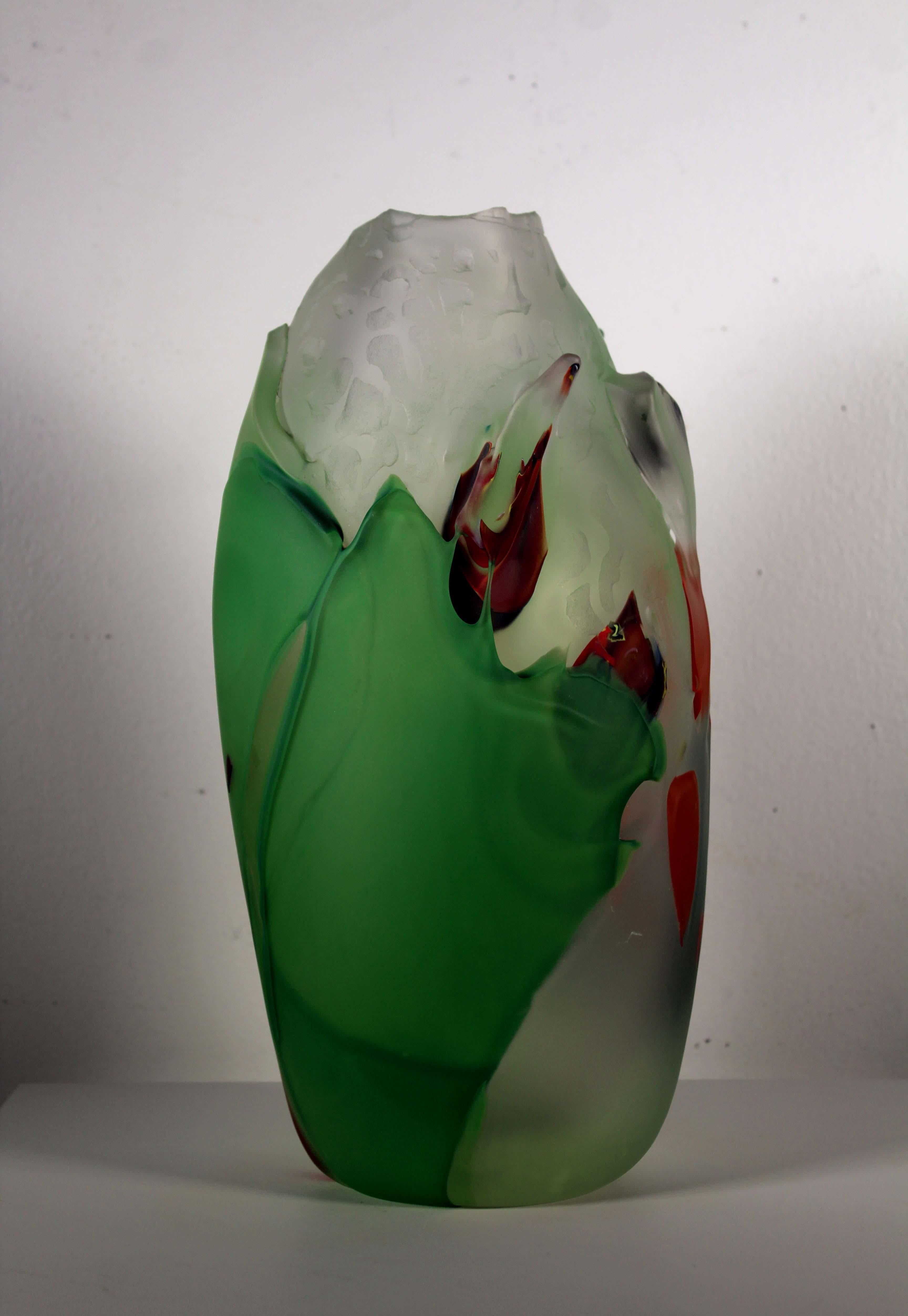 Judson Guérard Signed Green Handblown Contemporary Art Glass Vase Chaos Series In Good Condition For Sale In Keego Harbor, MI