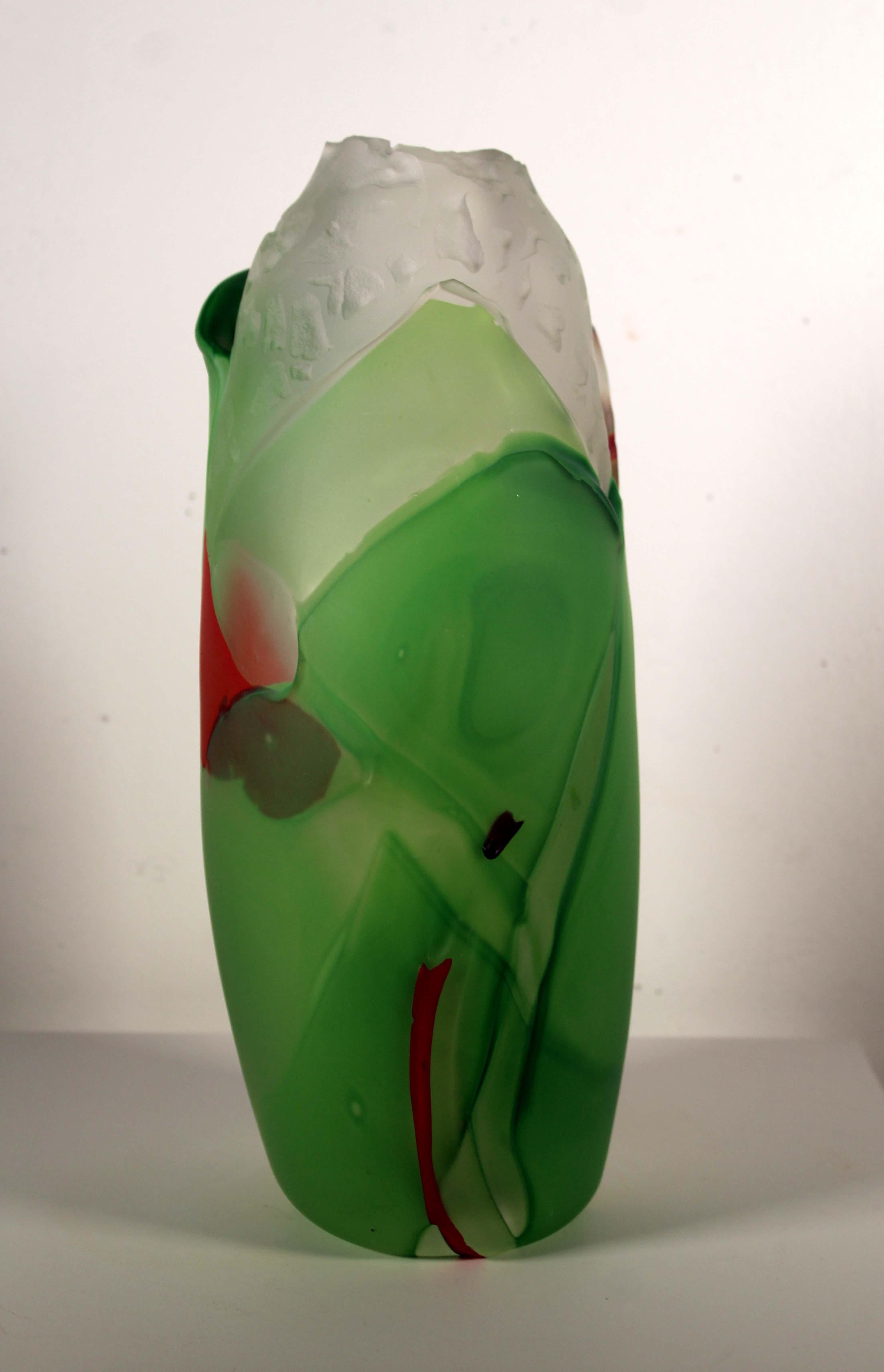 Verre brun Judson Guérard Signé Vert Soufflé à la Main Vase en Verre d'Art Contemporain Série Chaos en vente