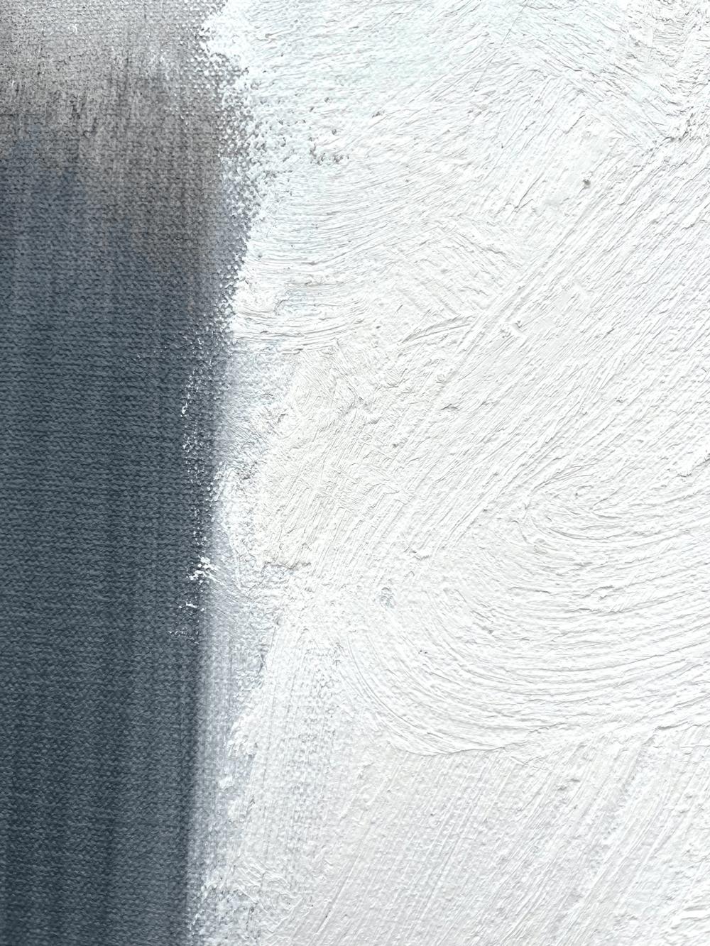 Dies ist Teil der Serie von Quiet Space und ist sehr sehr minimal.  Auf dem Bild des gesamten Gemäldes ist kaum zu erkennen, dass es extrem strukturiert ist.  Es gibt einige Details der Teture, aber wenn man das Gemälde in natura sieht, ist es