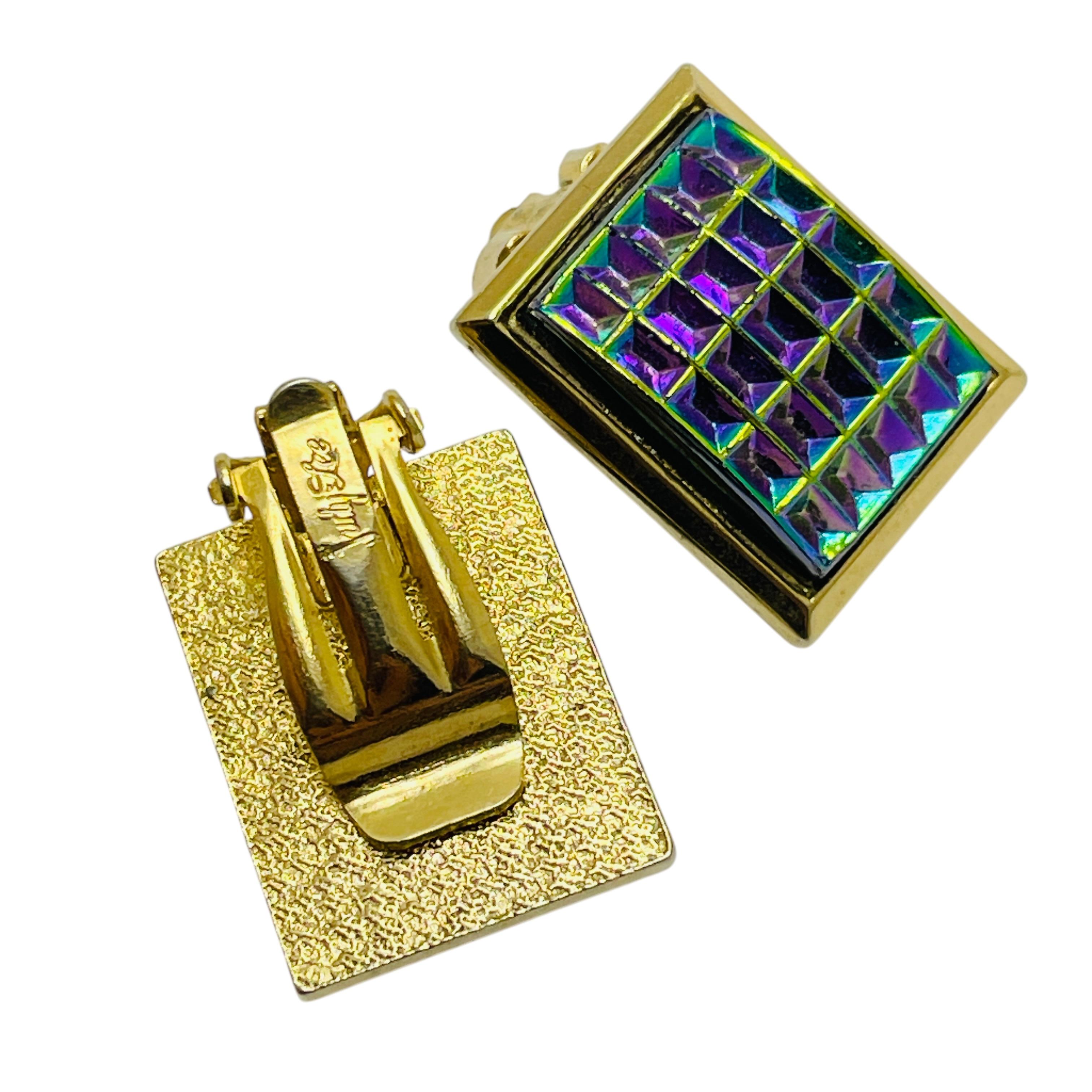 JUDY LEE signierte goldfarbene Designer-Ohrclips aus Glas im Zustand „Gut“ im Angebot in Palos Hills, IL