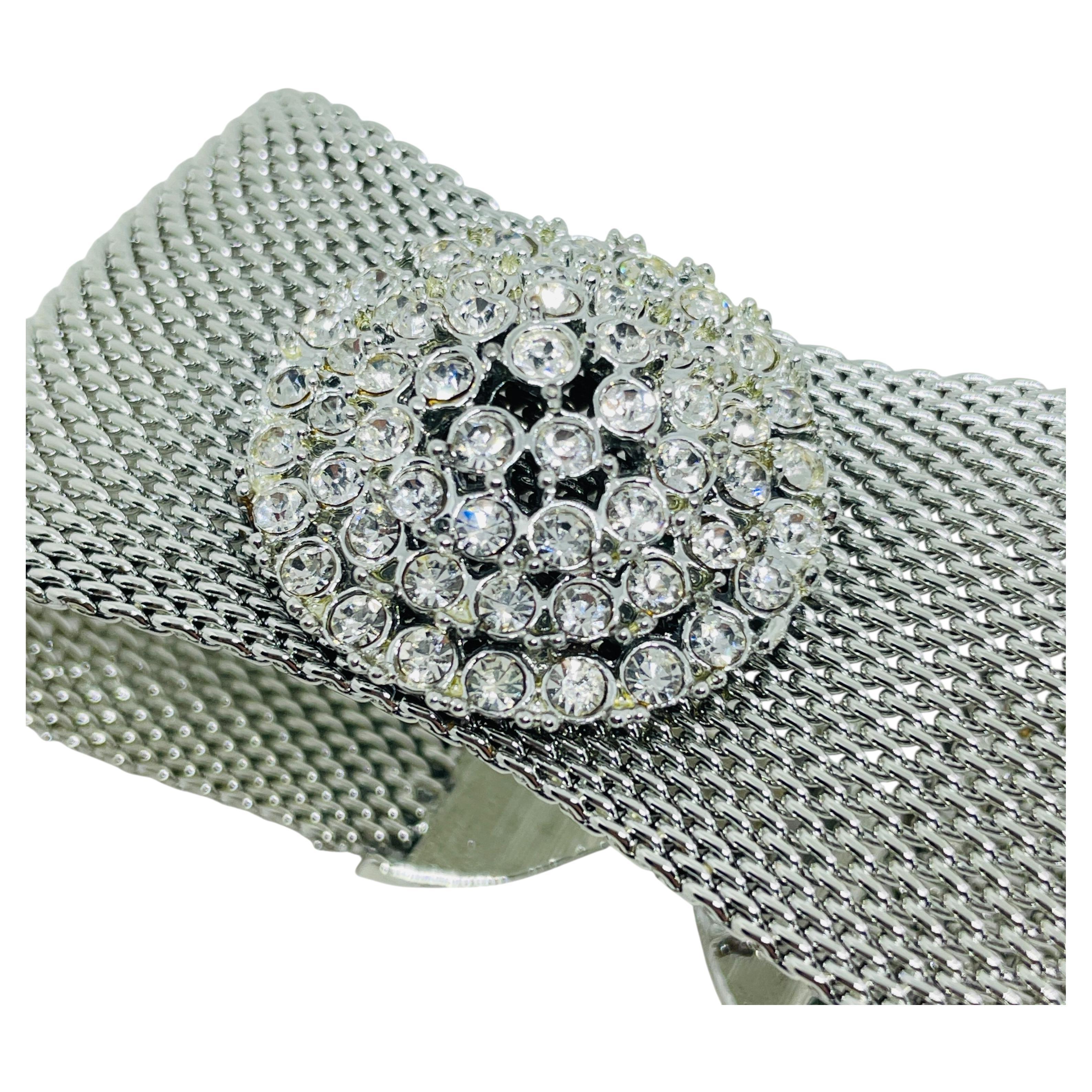 Bracciale firmato JUDY LEE con strass in tono argento e catena a maglie larghe in vendita