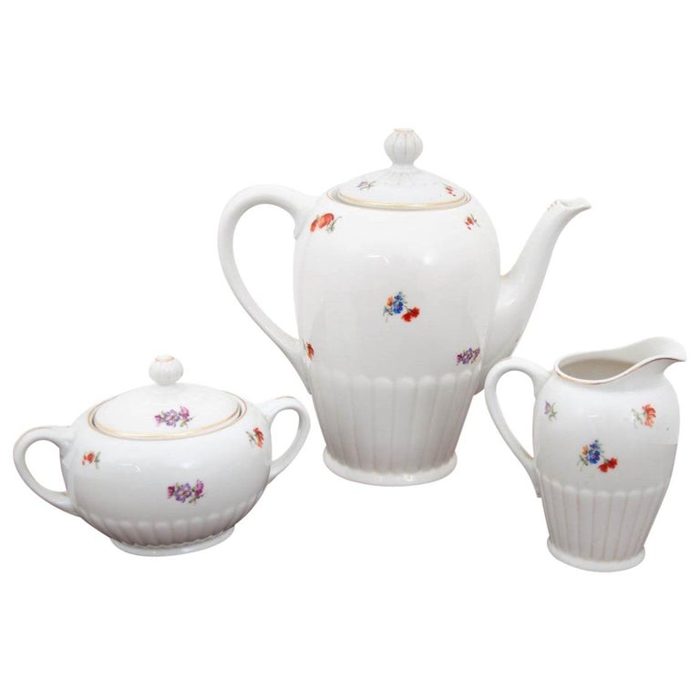 Jug, Sugar Bowl and Milk Jug, Ćmielów at 1stDibs