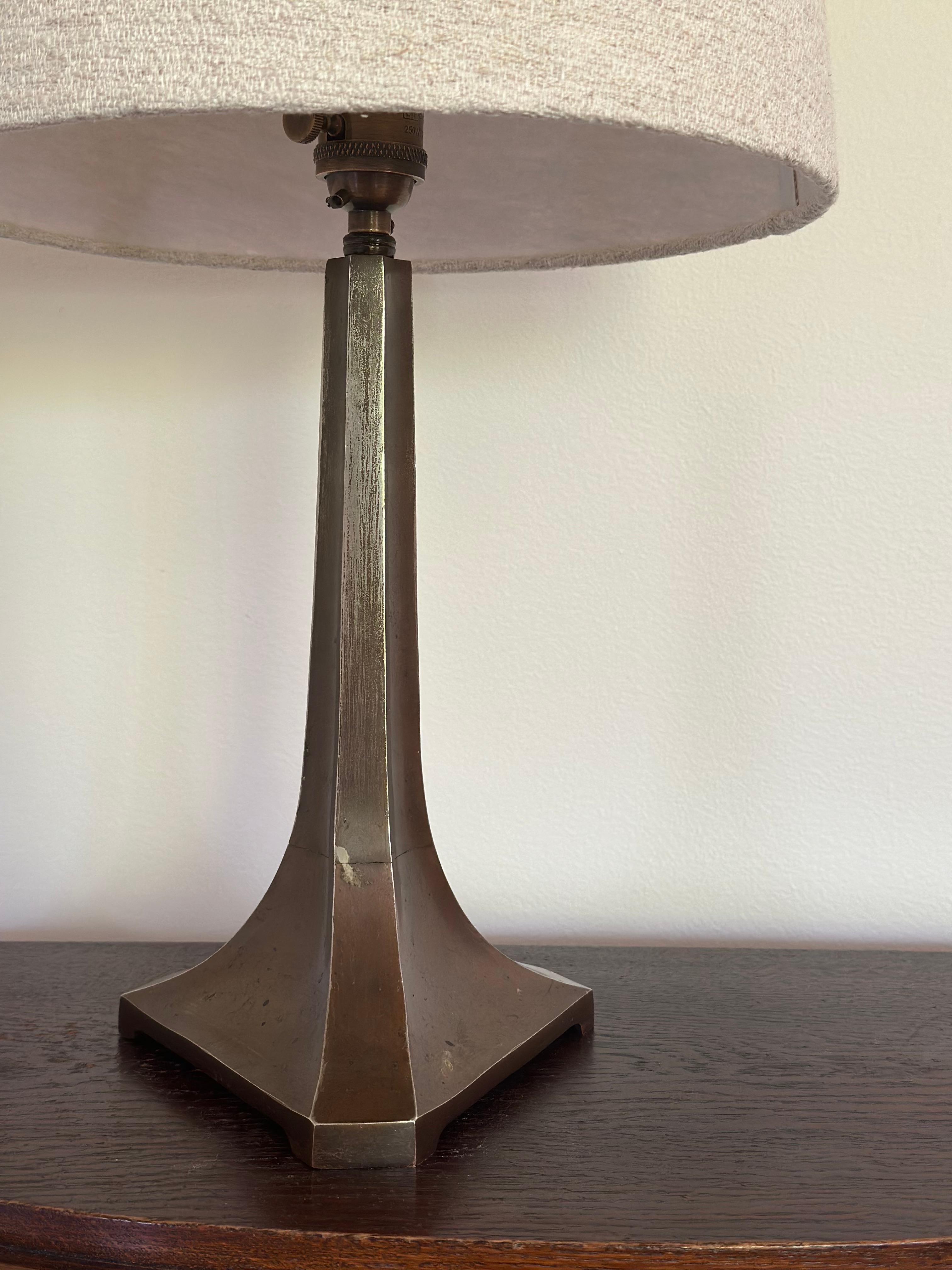 Suédois Lampe de table Jugend Art Nouveau, années 1920. en vente