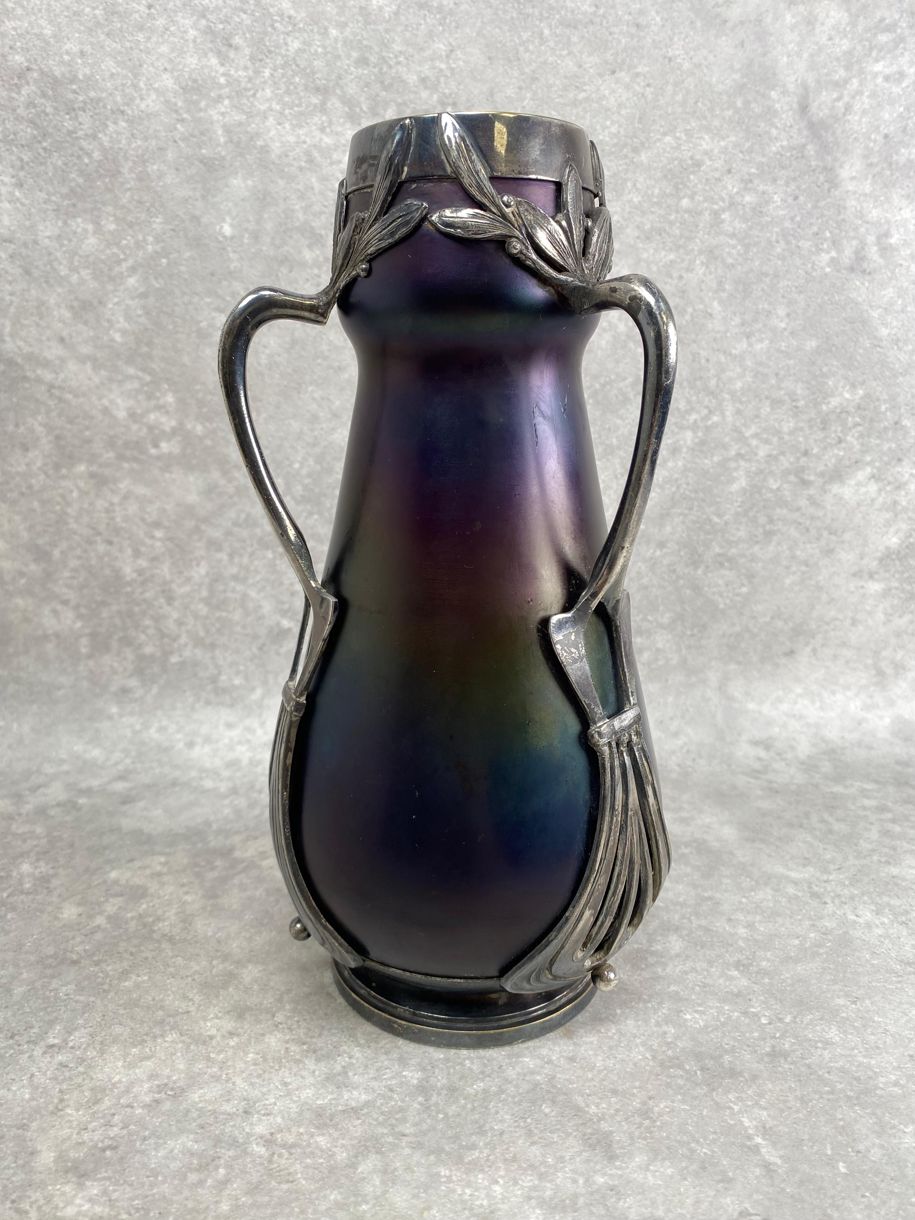 Austriaco Vaso in vetro artistico Jugendstil di Wilhelm Kralik Sohn in vendita