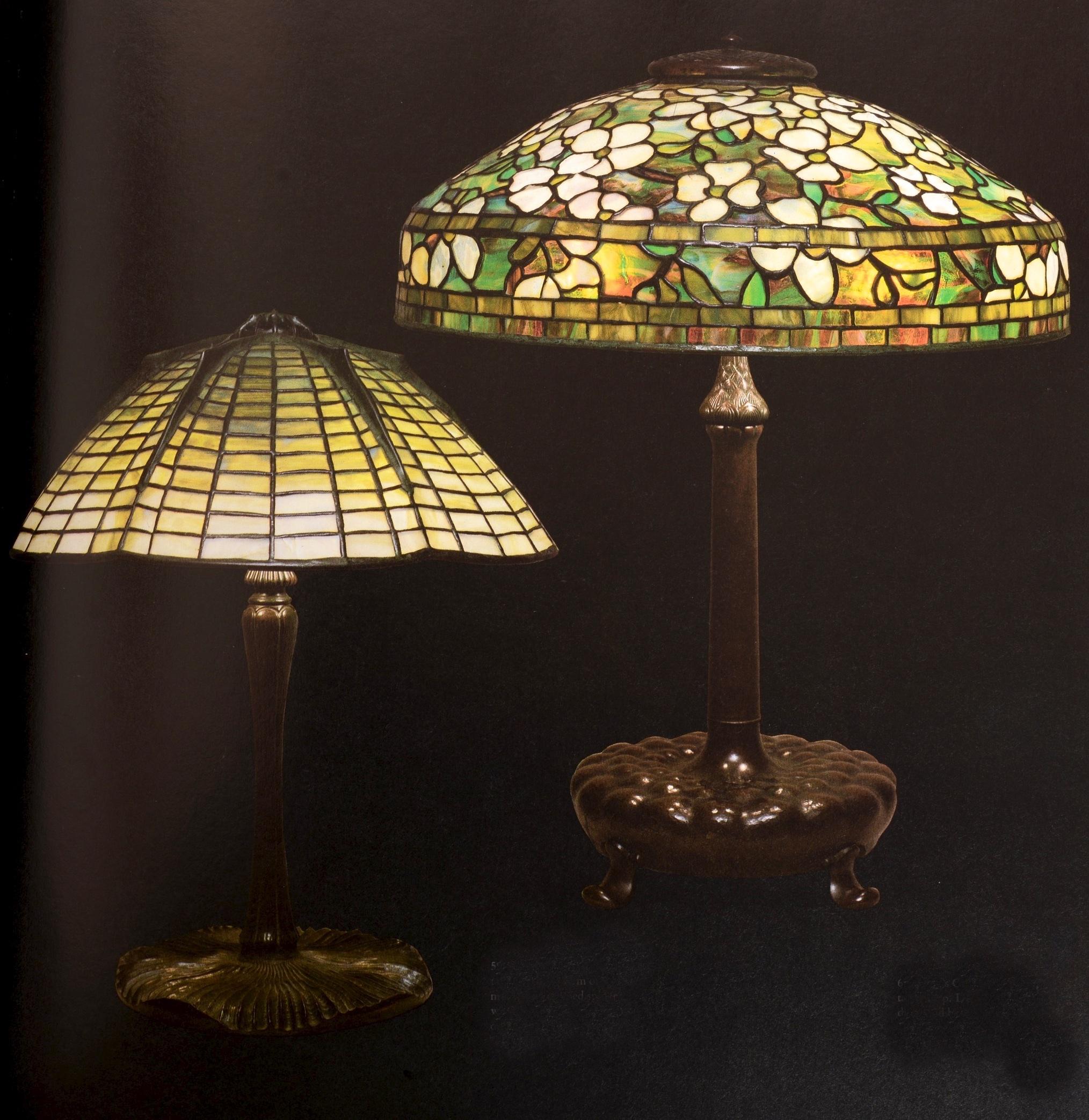 Papier Jugendstil Art Nouveau : Formes florales et fonctionnelles, par Siegfried Wichmann, 1st en vente