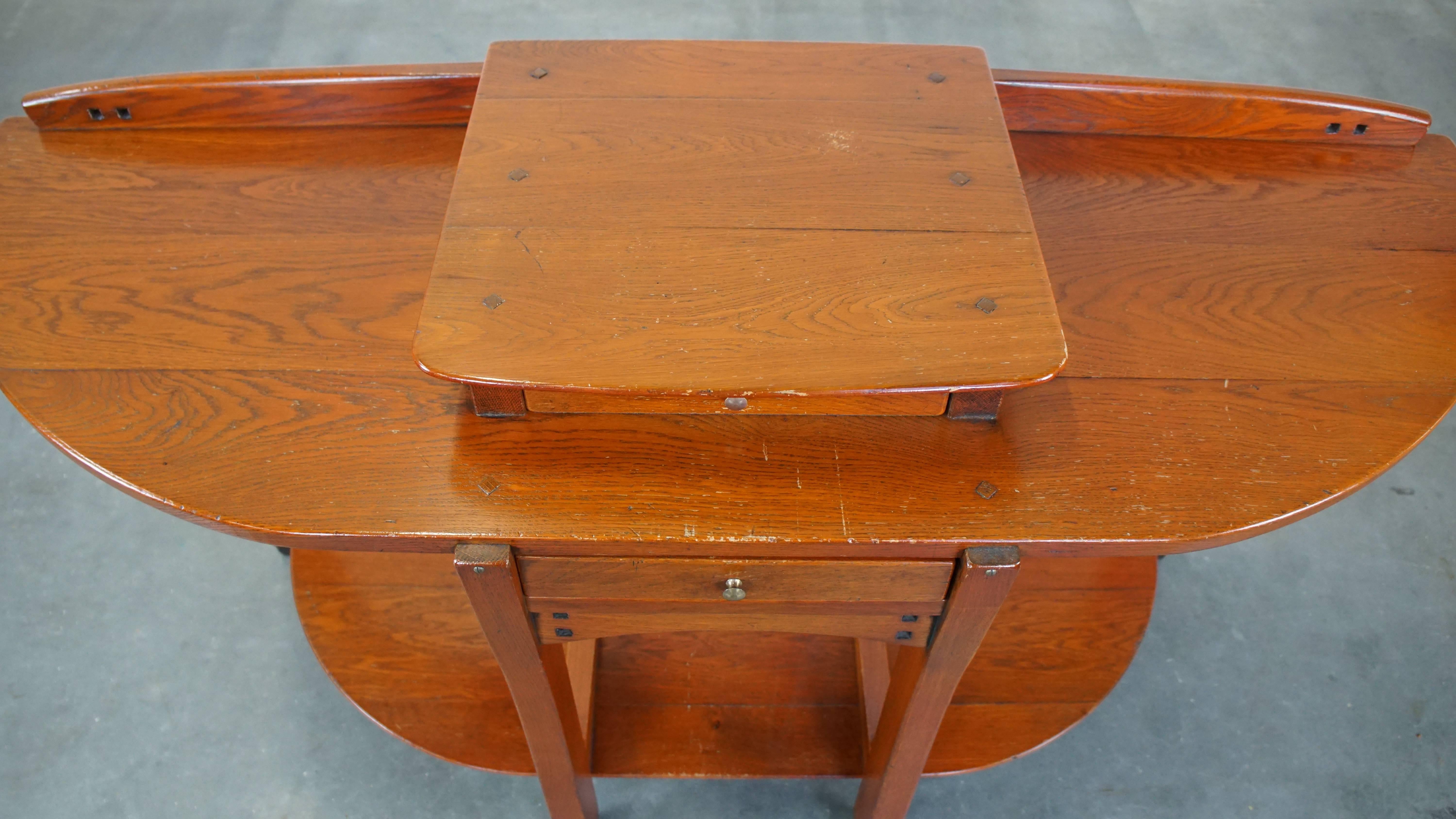 Mueble/mesita auxiliar Jugendstil, Art Nouveau de Schuitema Madera en venta