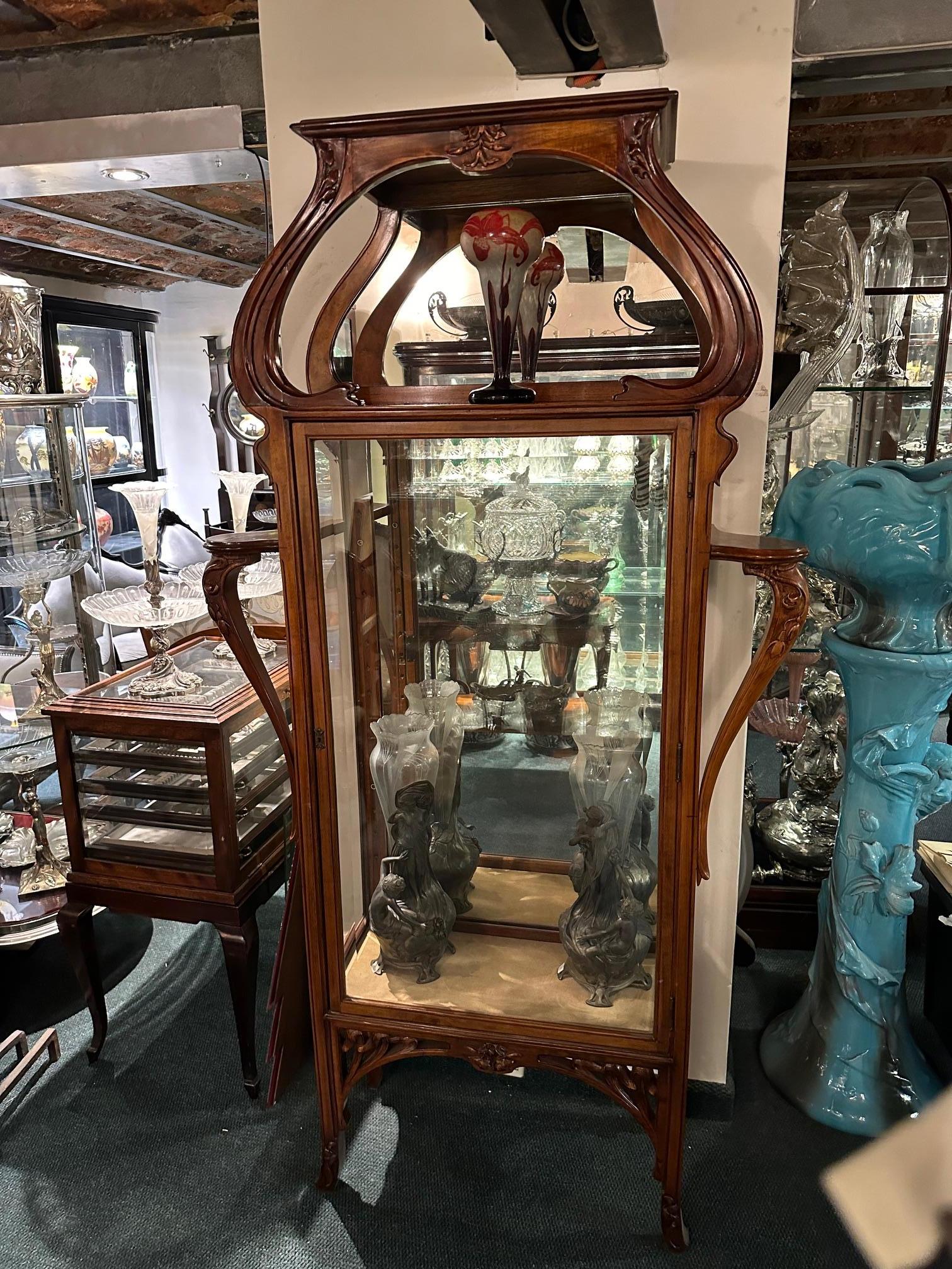 Jugendstil, Art Nouveau, Vitrine Frances, 1900 For Sale 4
