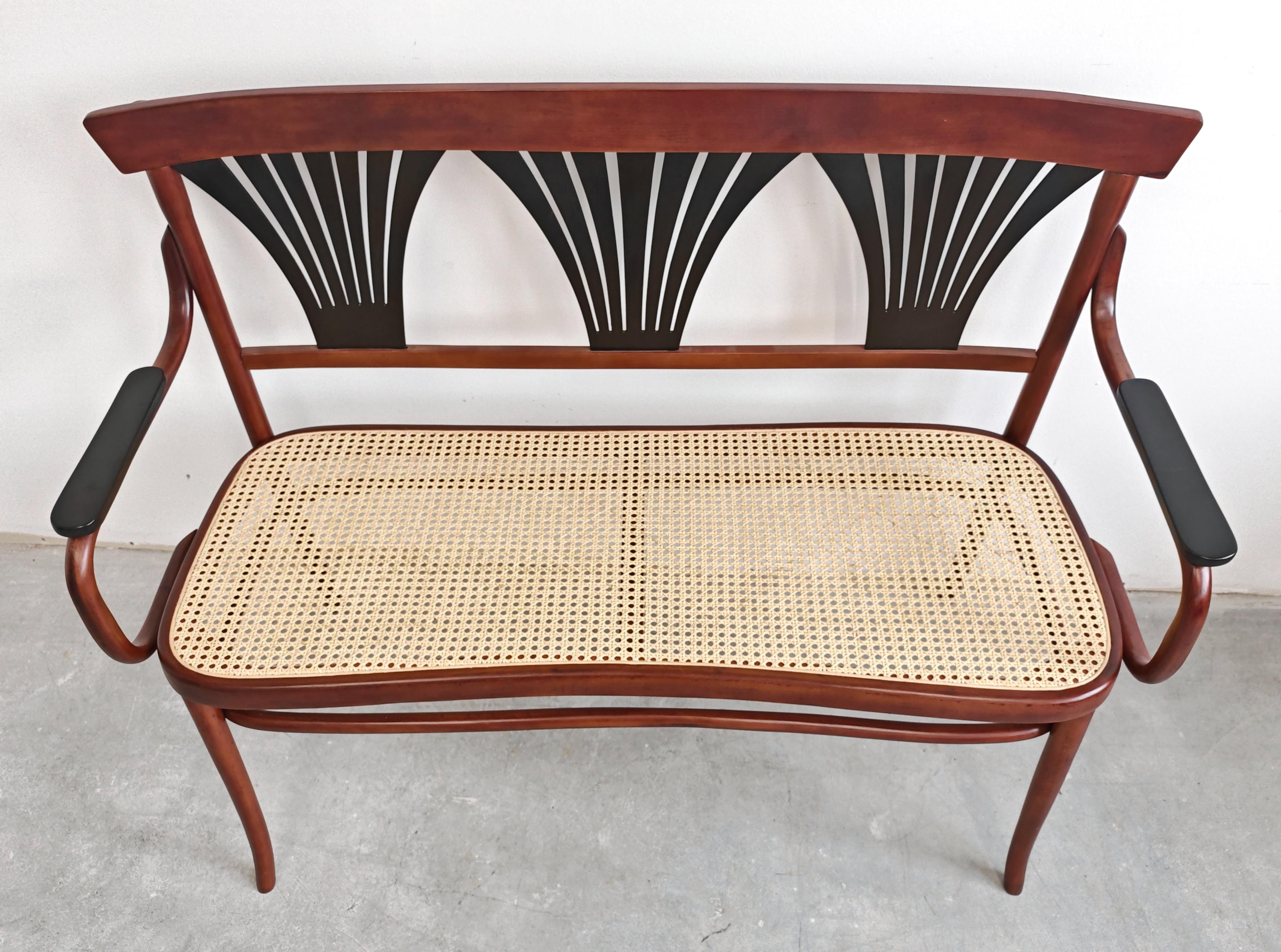 Banc ou banquette Jugendstil en bois courbé, avec siège en rotin, Autriche, années 1910 en vente 6