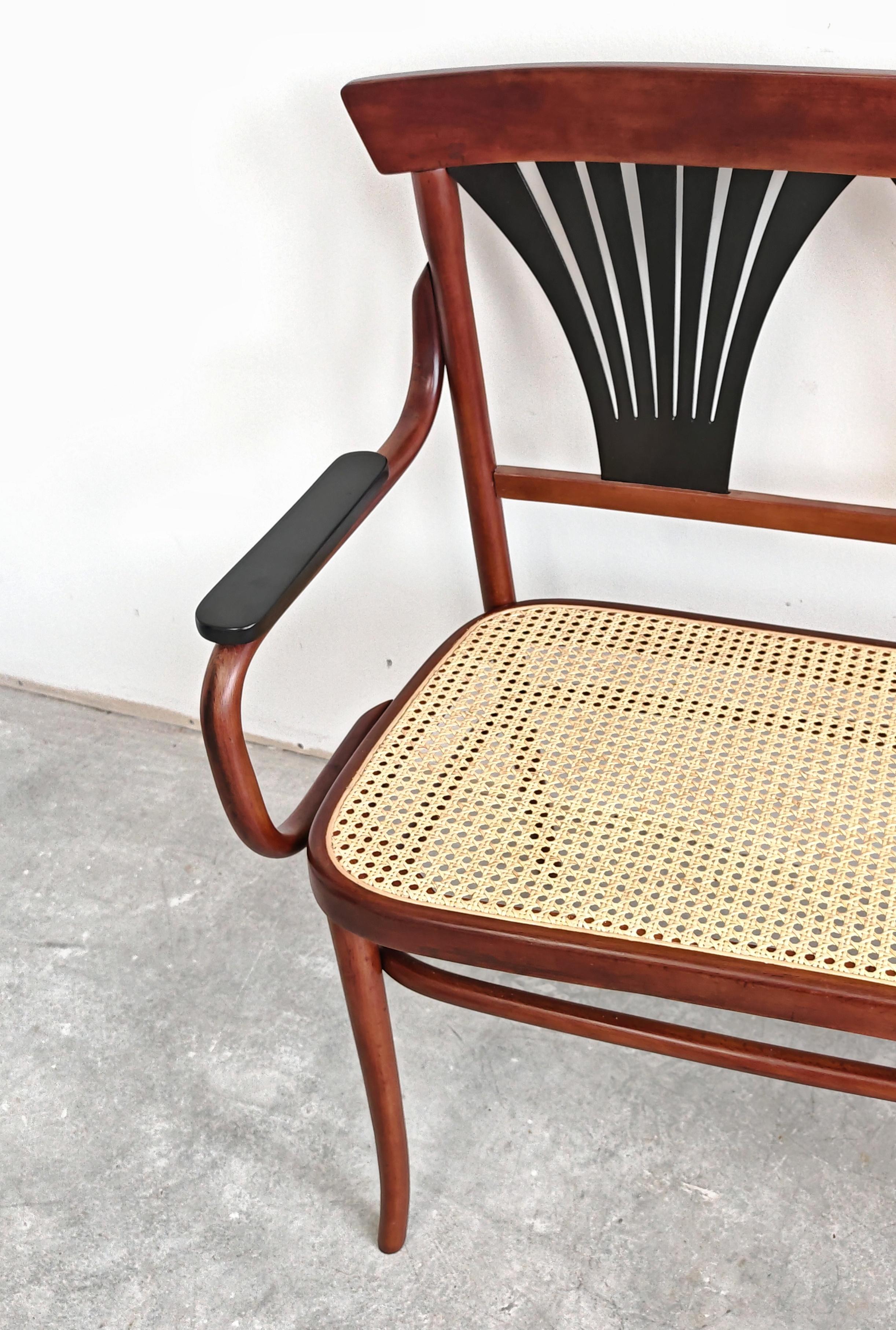 Banc ou banquette Jugendstil en bois courbé, avec siège en rotin, Autriche, années 1910 en vente 7