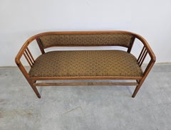 Jugendstil-Bank oder -Sofa aus massivem Nussbaumholz, neu gepolstert, Österreich 1910er Jahre