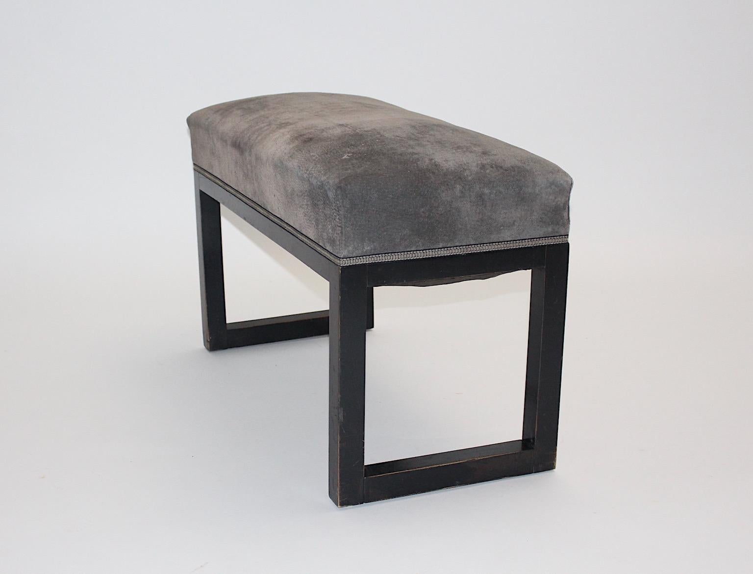 Jugendstil black beech grey suede leather bench designed by Josef Hoffmann circa 1905, Vienna.
A gorgeous bench by Josef Hoffmann with a black stained solid beechwood frame and the upholstery is covered with grey suede leather.
Good original vintage