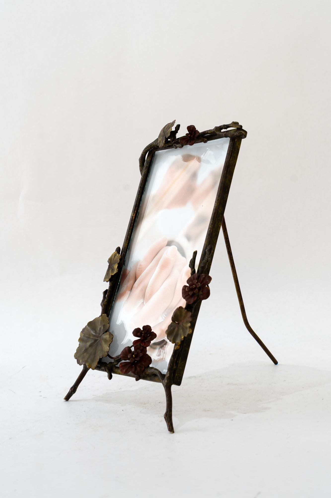 Austrian Jugendstil brass picture frame with glass around 1908 For Sale