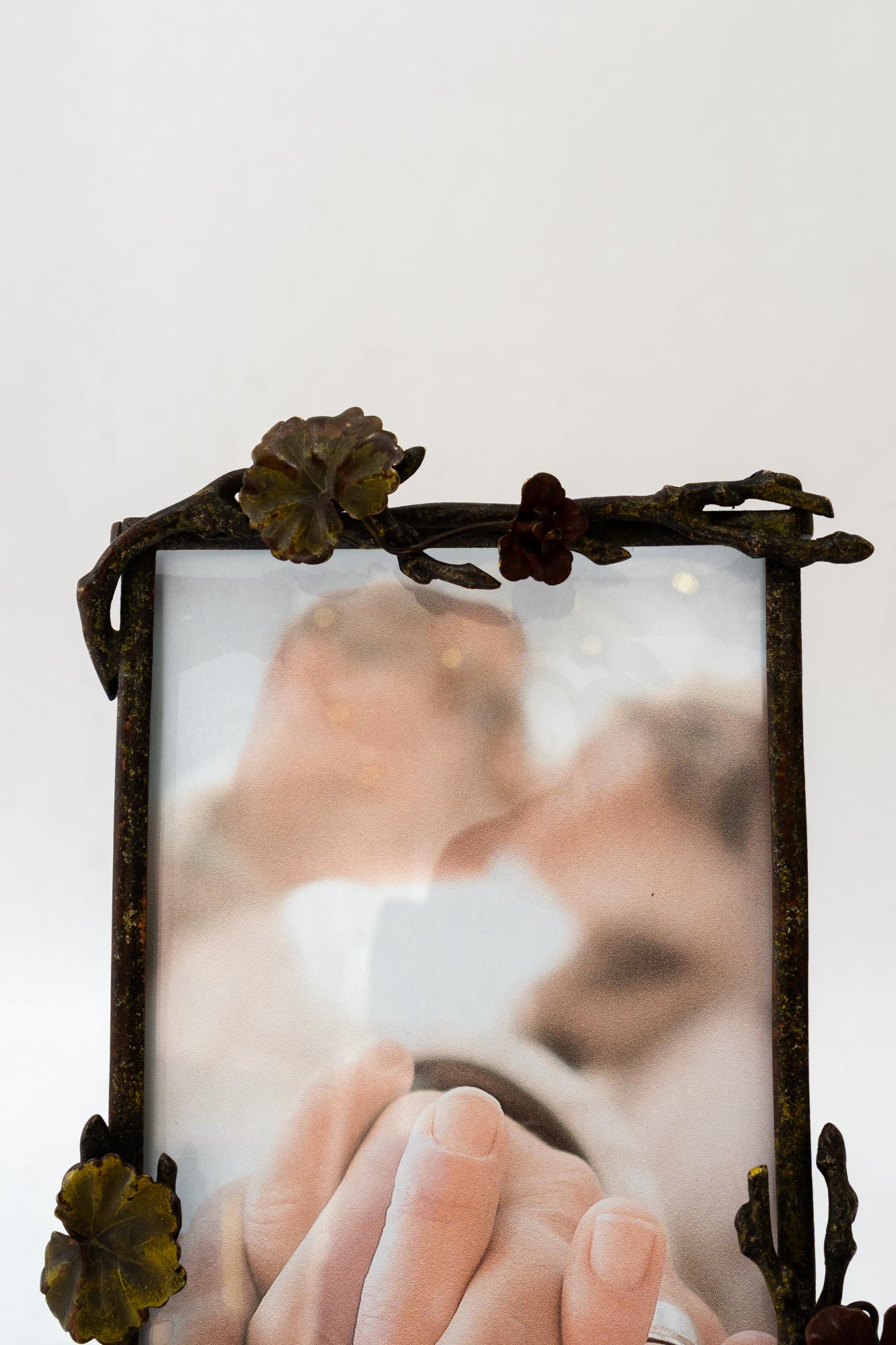 Early 20th Century Jugendstil brass picture frame with glass around 1908 For Sale