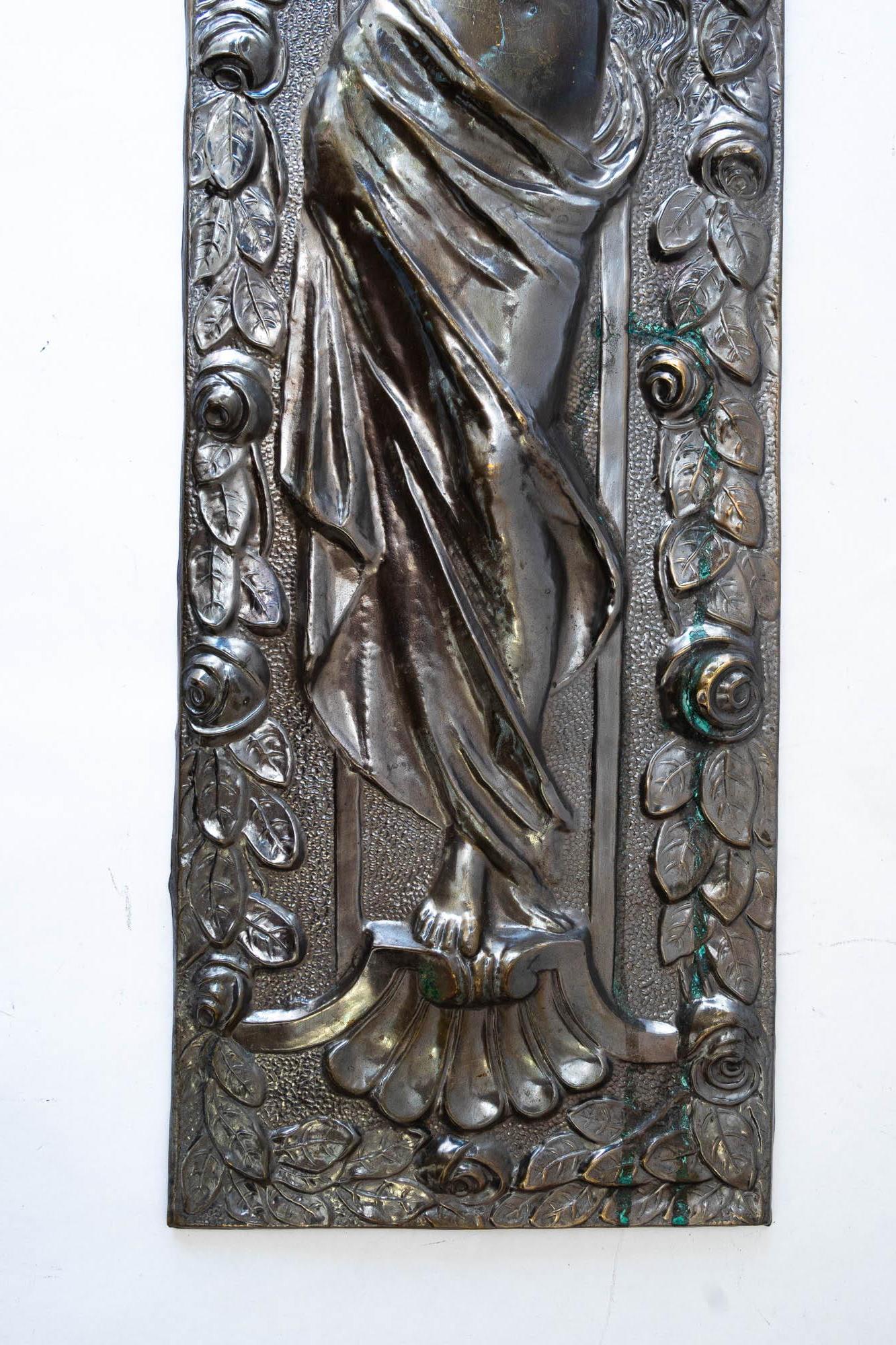 Jugendstil Messing Relief mit floralem Motiv Messing original Patina um 1908 (Frühes 20. Jahrhundert) im Angebot