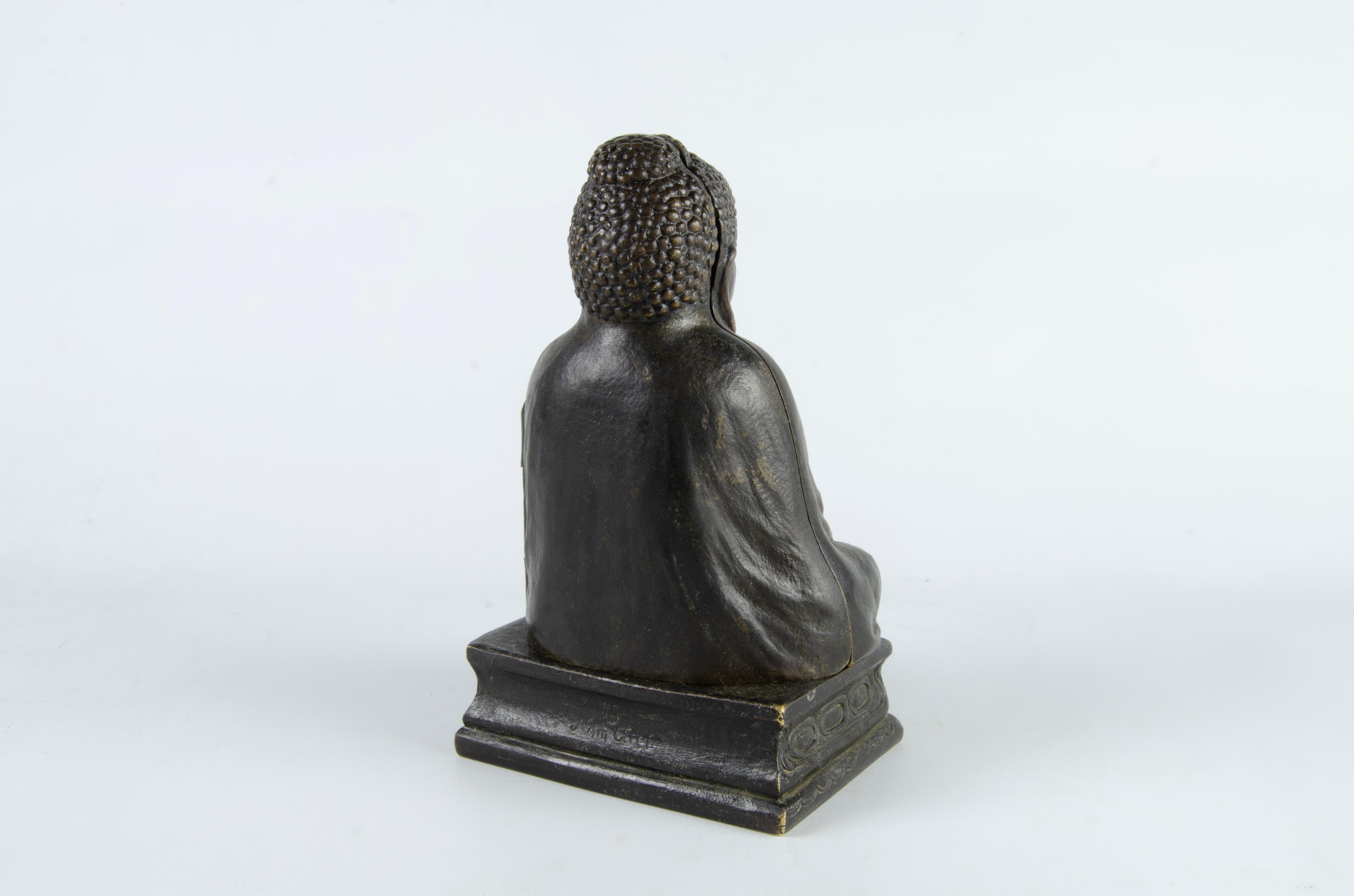 Sculture in bronzo Jugendstil di Buddha e sacerdotessa di Franz Bergmann, Austria In condizioni buone in vendita a North Miami, FL