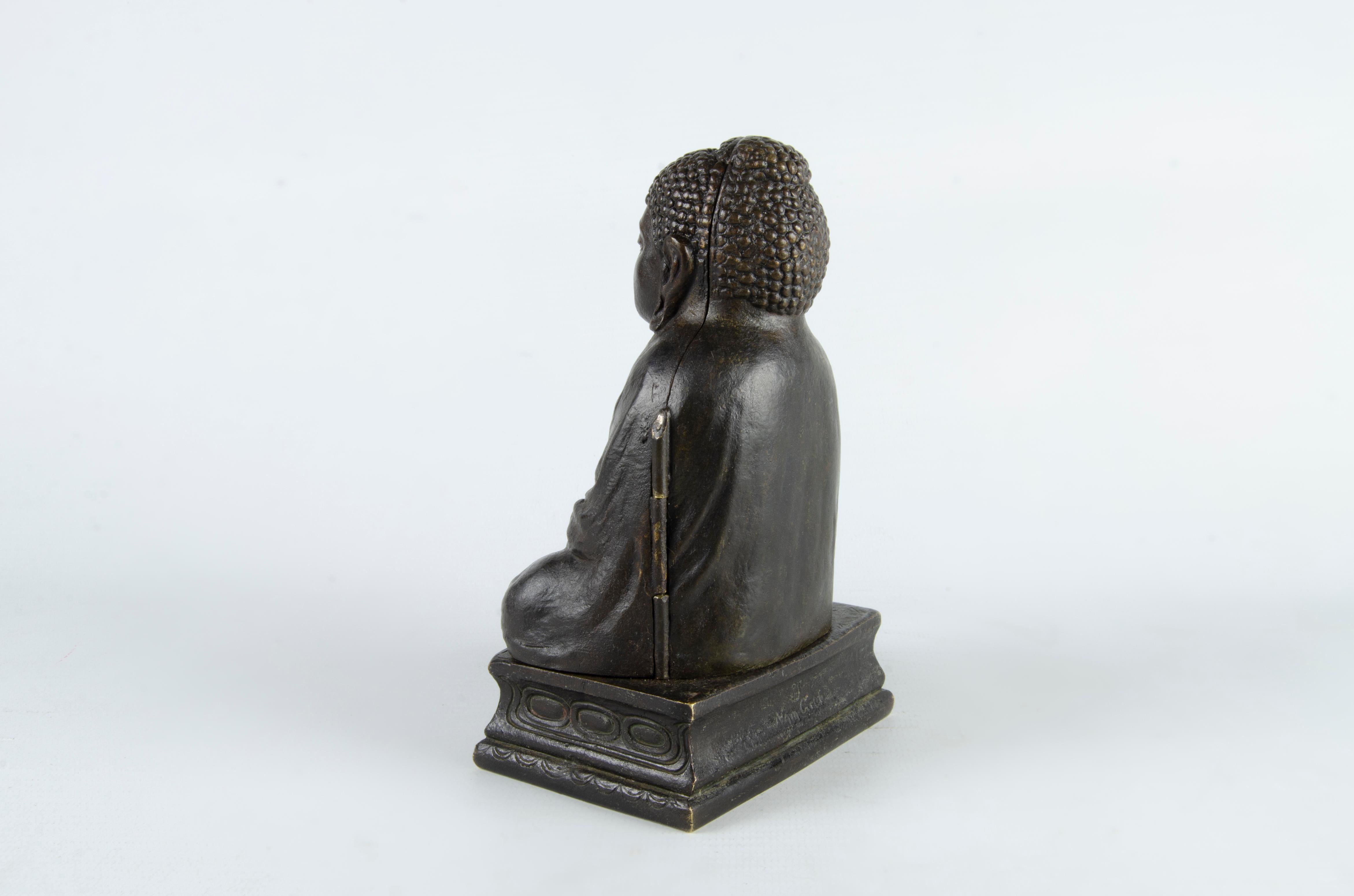 XX secolo Sculture in bronzo Jugendstil di Buddha e sacerdotessa di Franz Bergmann, Austria in vendita