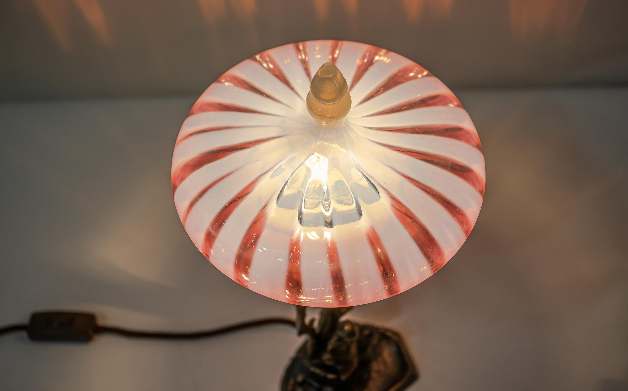Jugendstil Bronze Table Lamp with Opalin Glass Shade, Vienna, circa 1908s For Sale 10