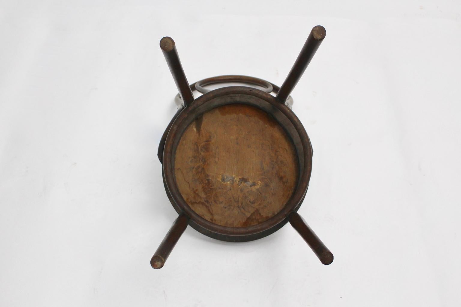 Austrian Jugendstil Brown Beech Bentwood Vintage Chair by Mundus Austria, circa 1880