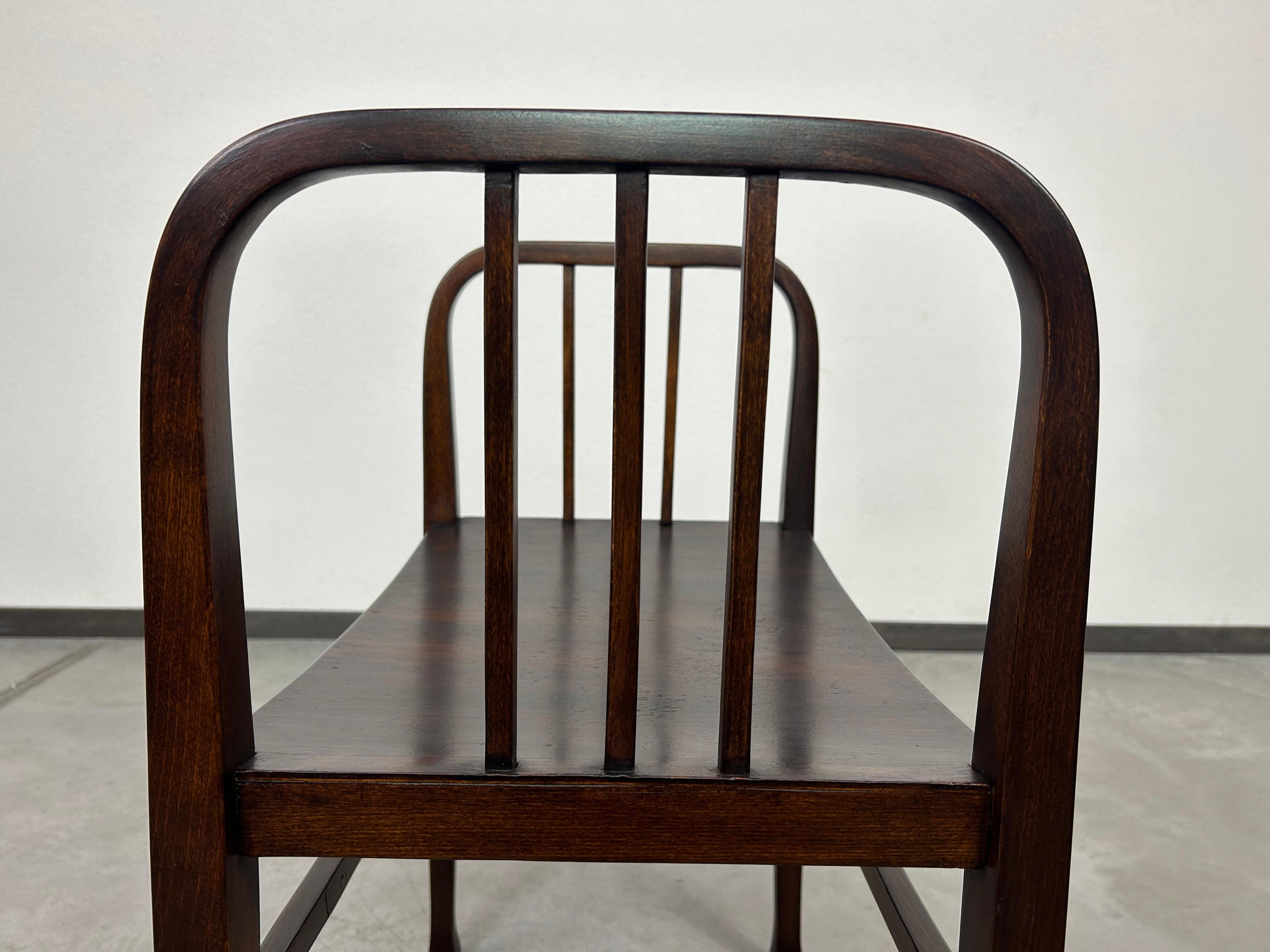 Cacheuse Jugendstil n° 6611 attribuée à Otto Wagner pour Thonet en vente 2