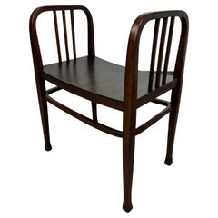 Antique Jugendstil causeuse no. 6611 attr. to Otto Wagner for Thonet
