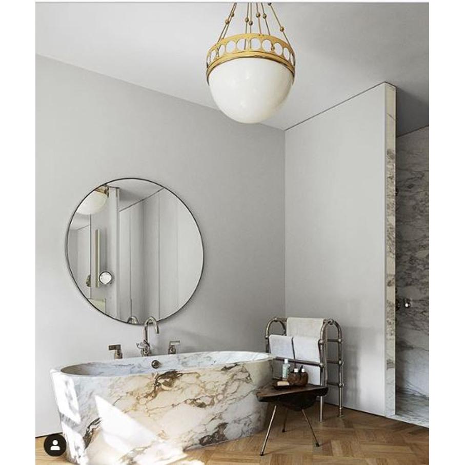 XXI secolo e contemporaneo Lampada da soffitto / Sospensione Jugendstil in vetro opalino, Riedizione in vendita