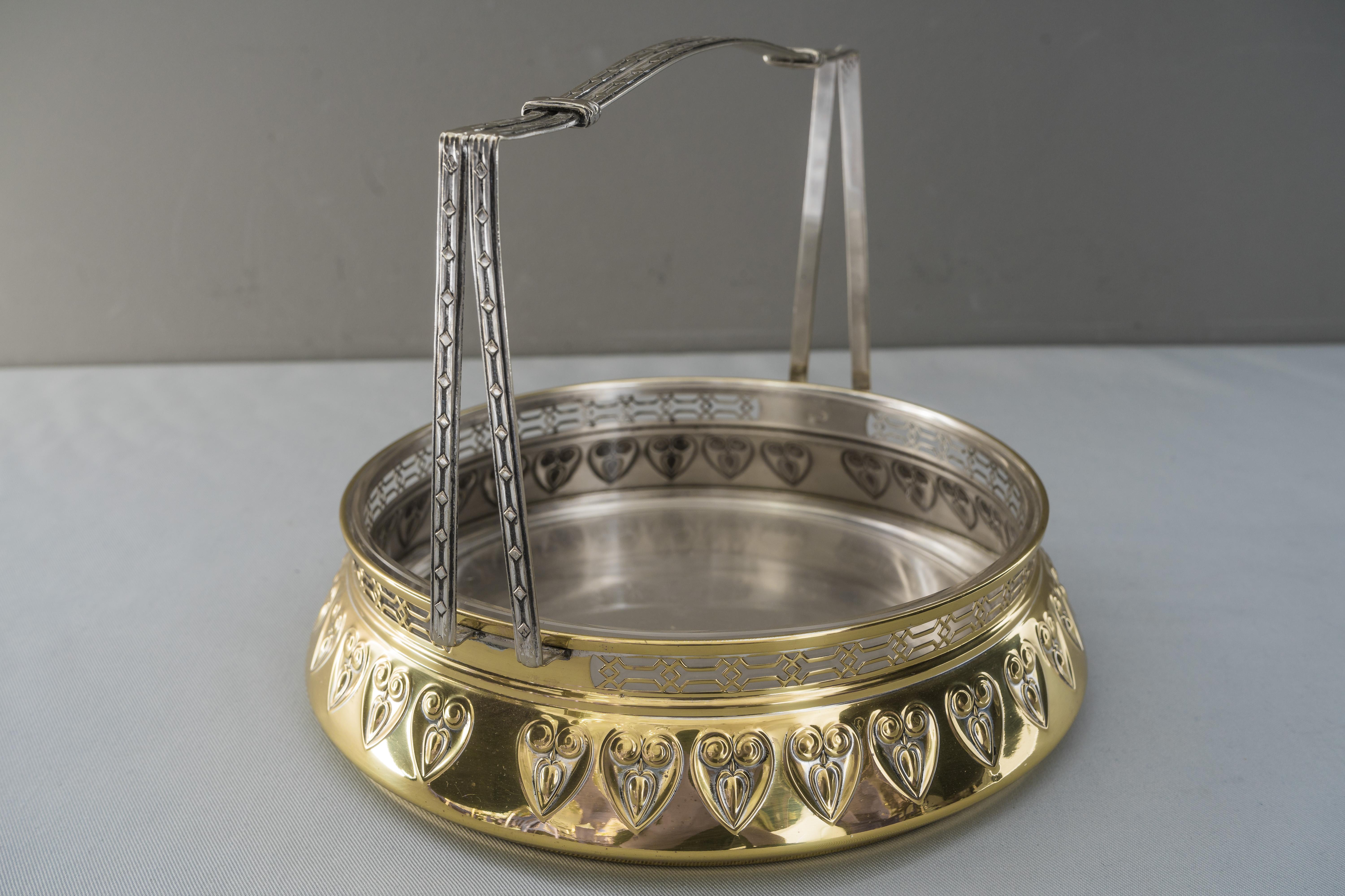 Jugendstil Centerpiece with Original Glass, circa 1908 In Good Condition For Sale In Wien, AT