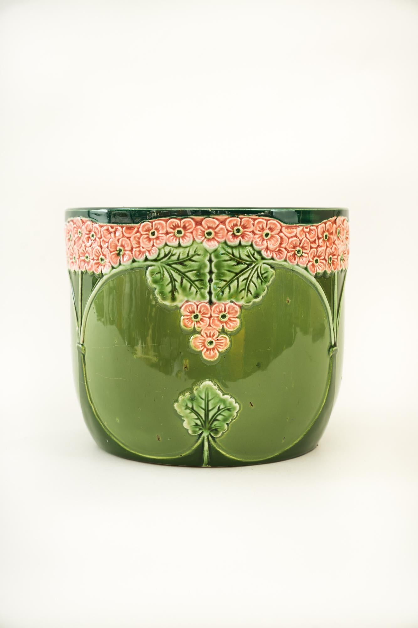 Jugendstil ceramic flower pot vienna around 1900s 
Original condition.