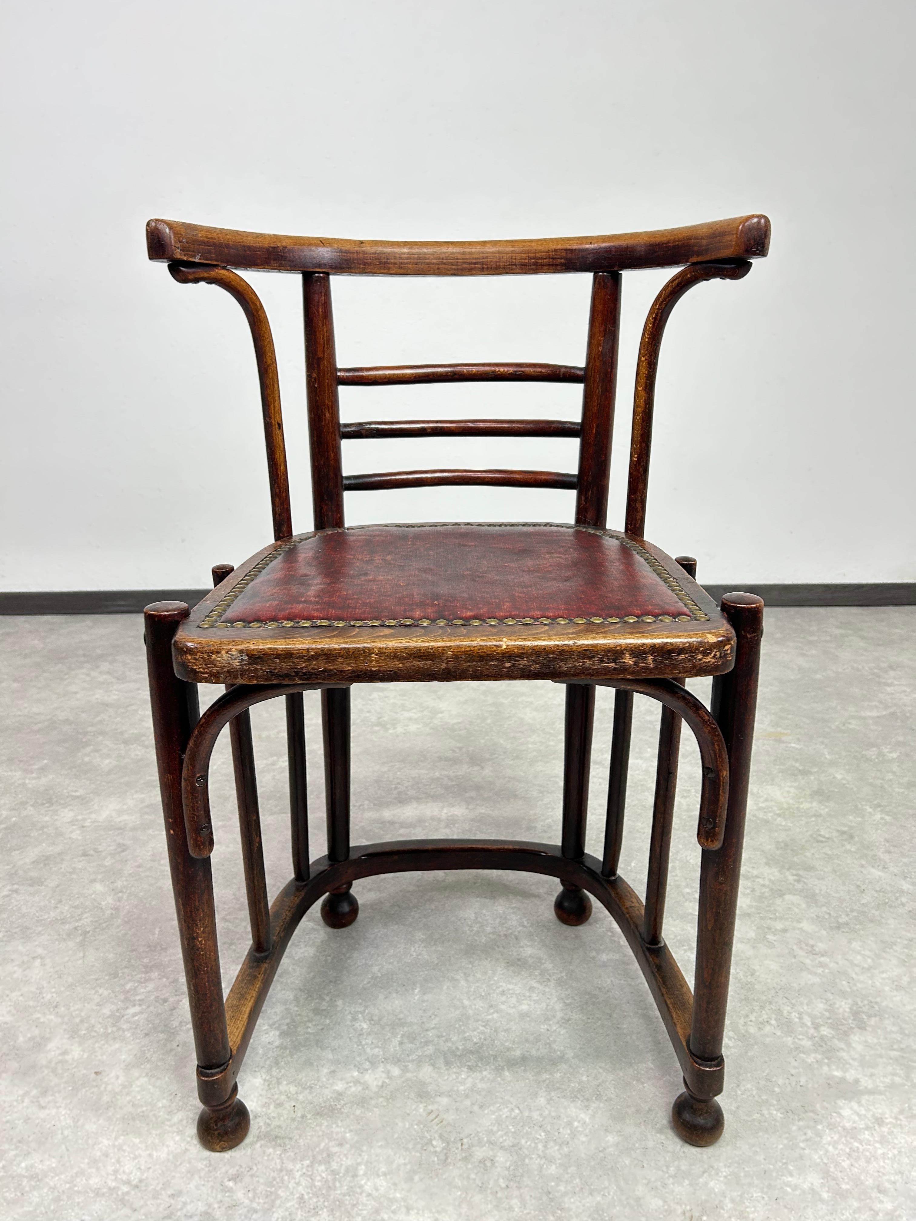 Autrichien Chaises Jugendstil dans le style de Josef Hoffmann en vente