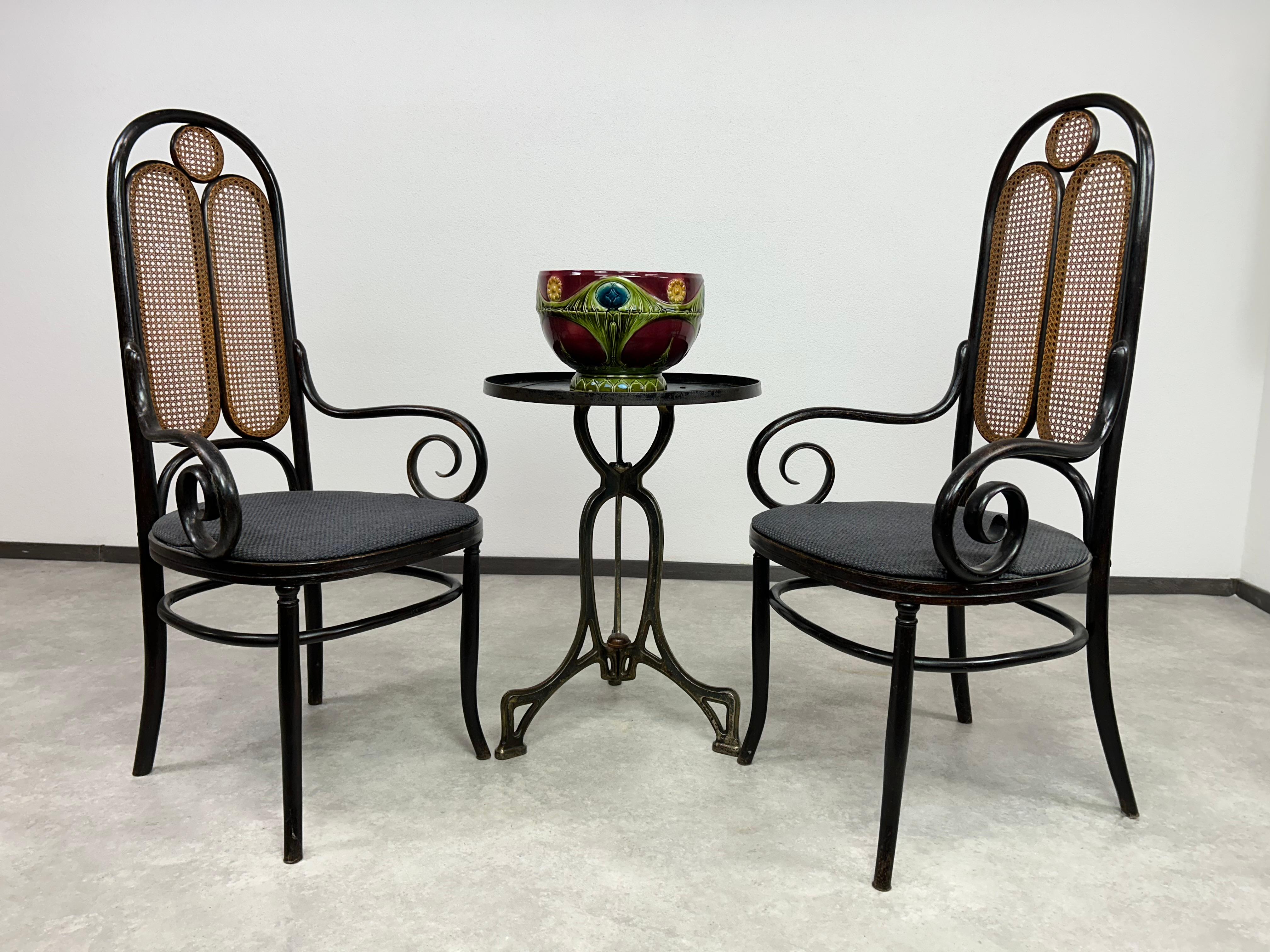 Table basse en fer Vintage By en état d'origine vintage avec des signes d'utilisation.