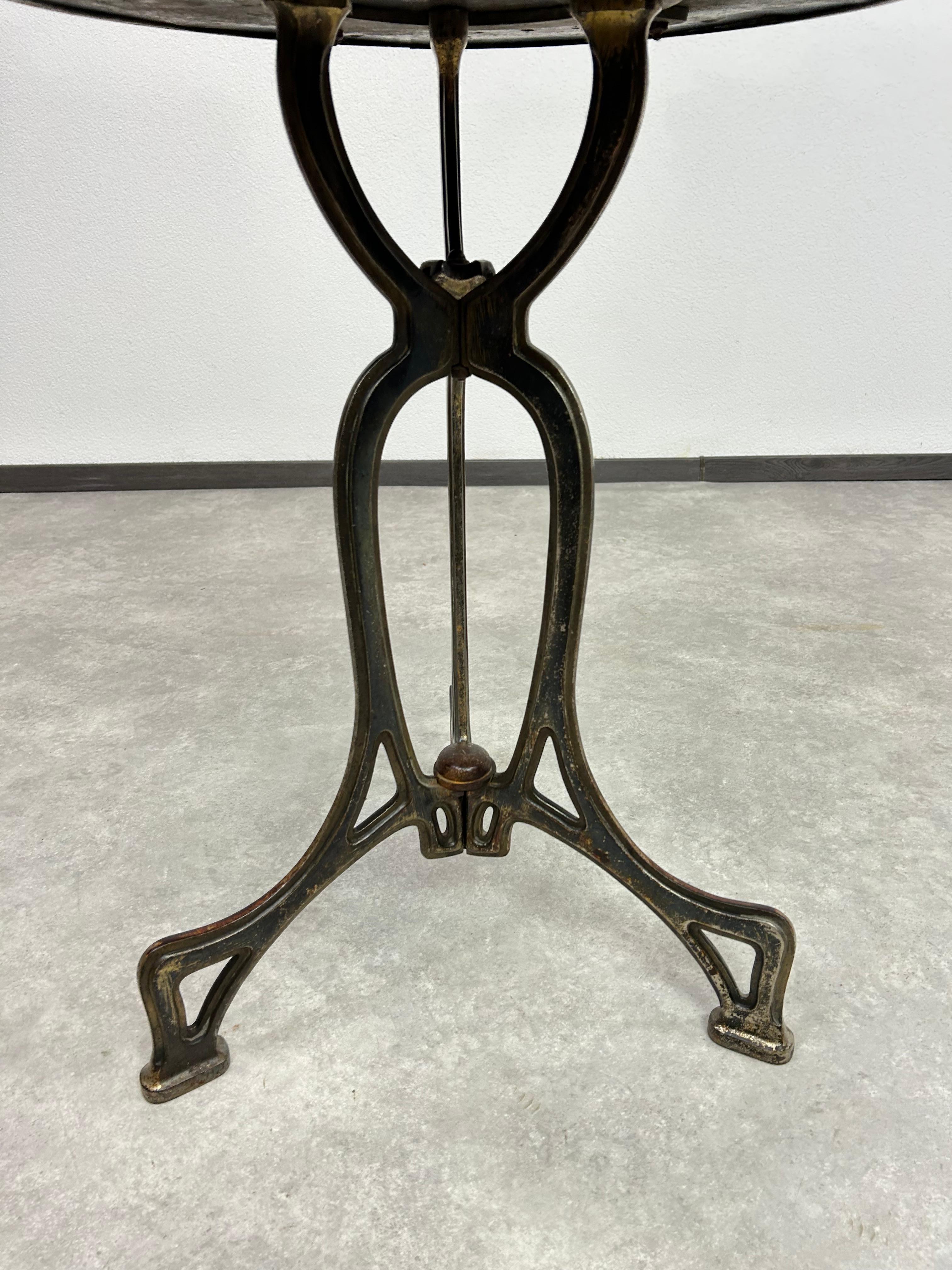 Début du 20ème siècle Table basse Jugendstil en vente