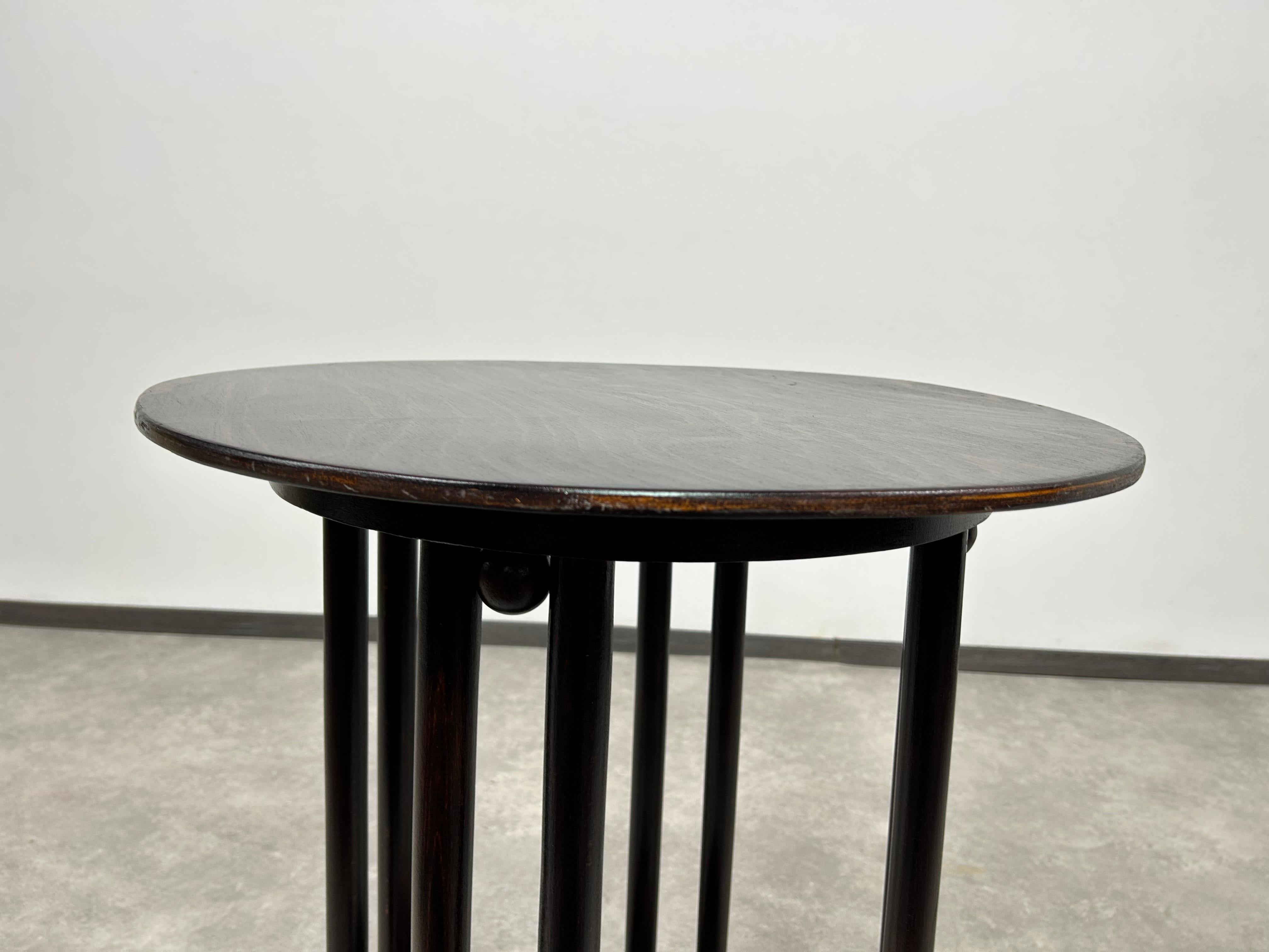 Hêtre Table basse Jugendstil n° 406 de Josef Hoffmann pour Cabaret Fledermaus en vente