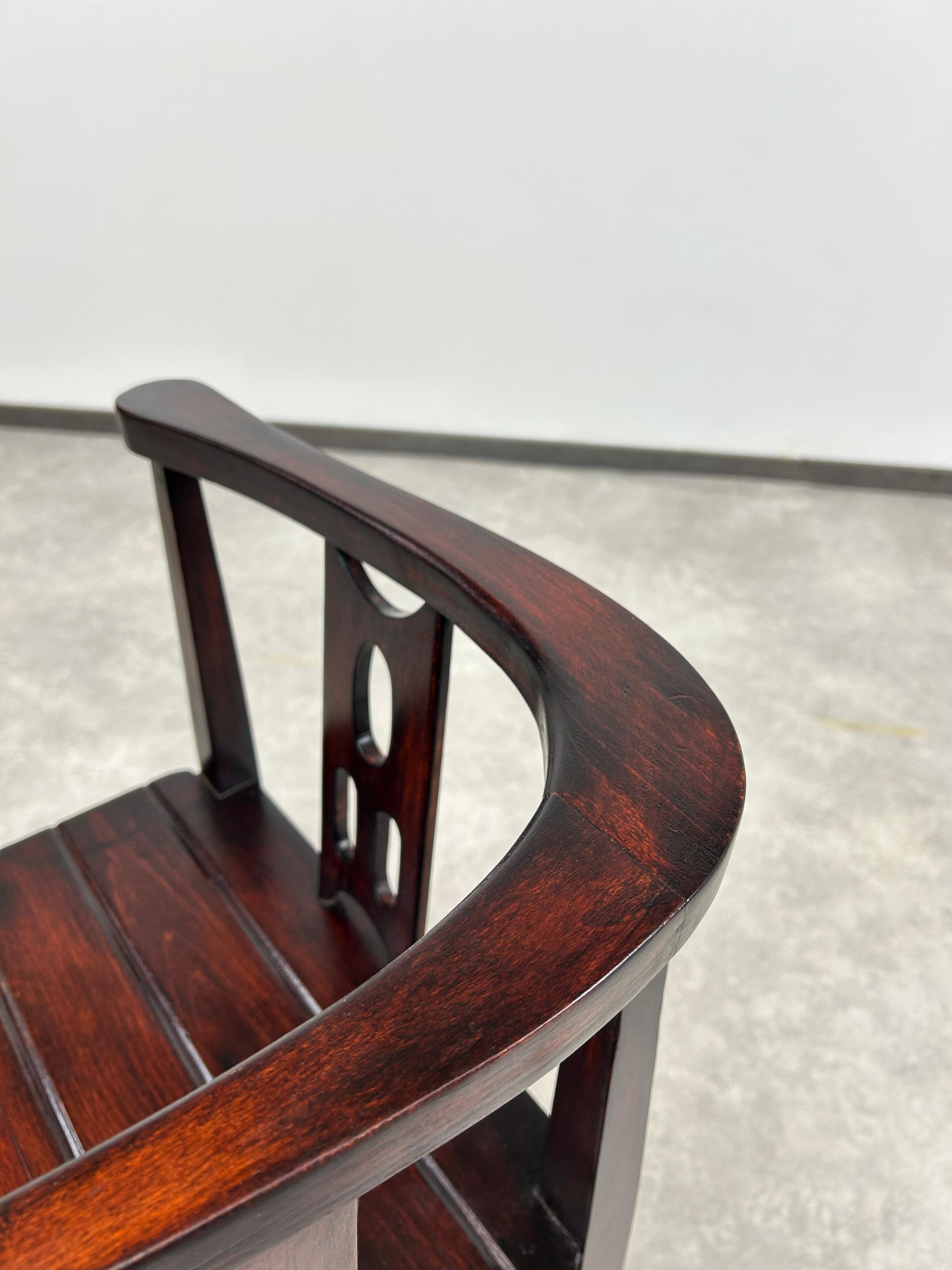 Jugendstil corner chair attr. to Josef Hoffmann For Sale 4