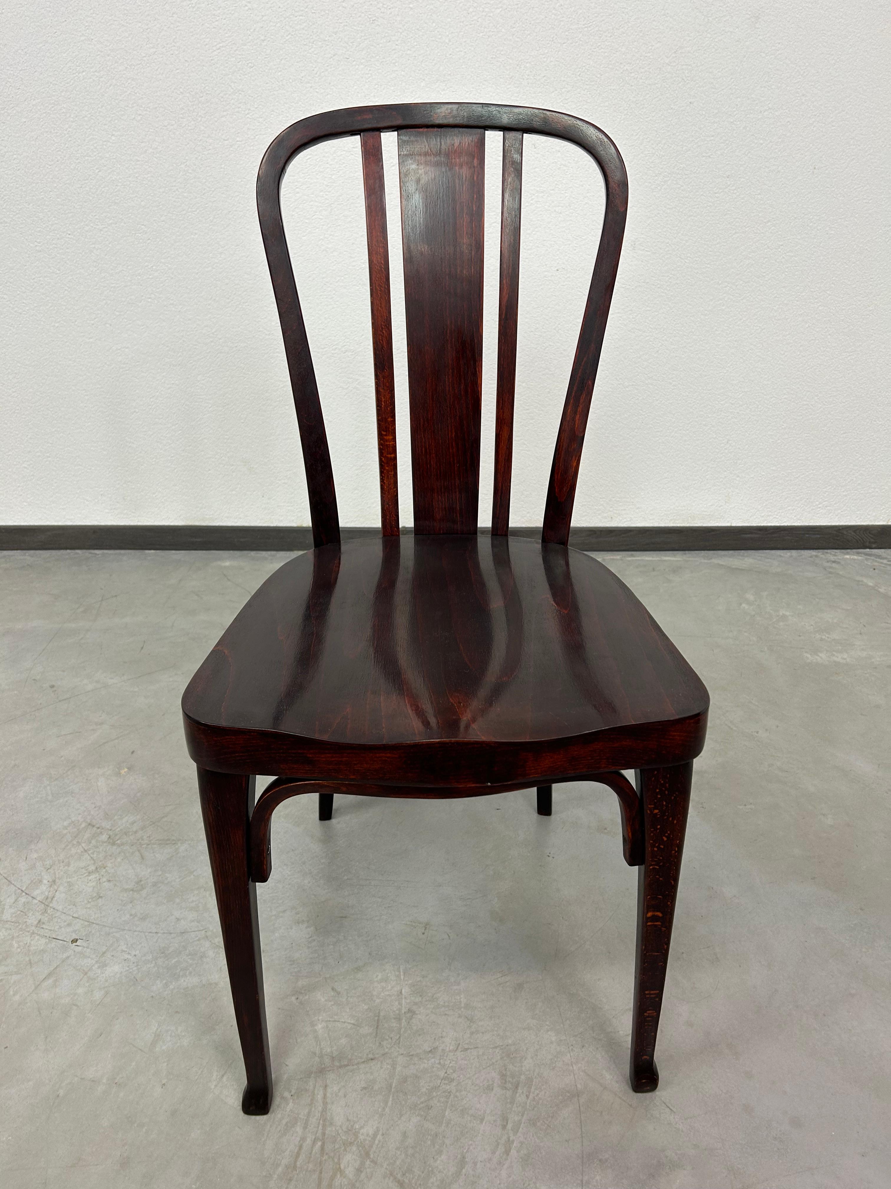 Jugendstil dining chair by Thonet. Professionally stained and repolished.