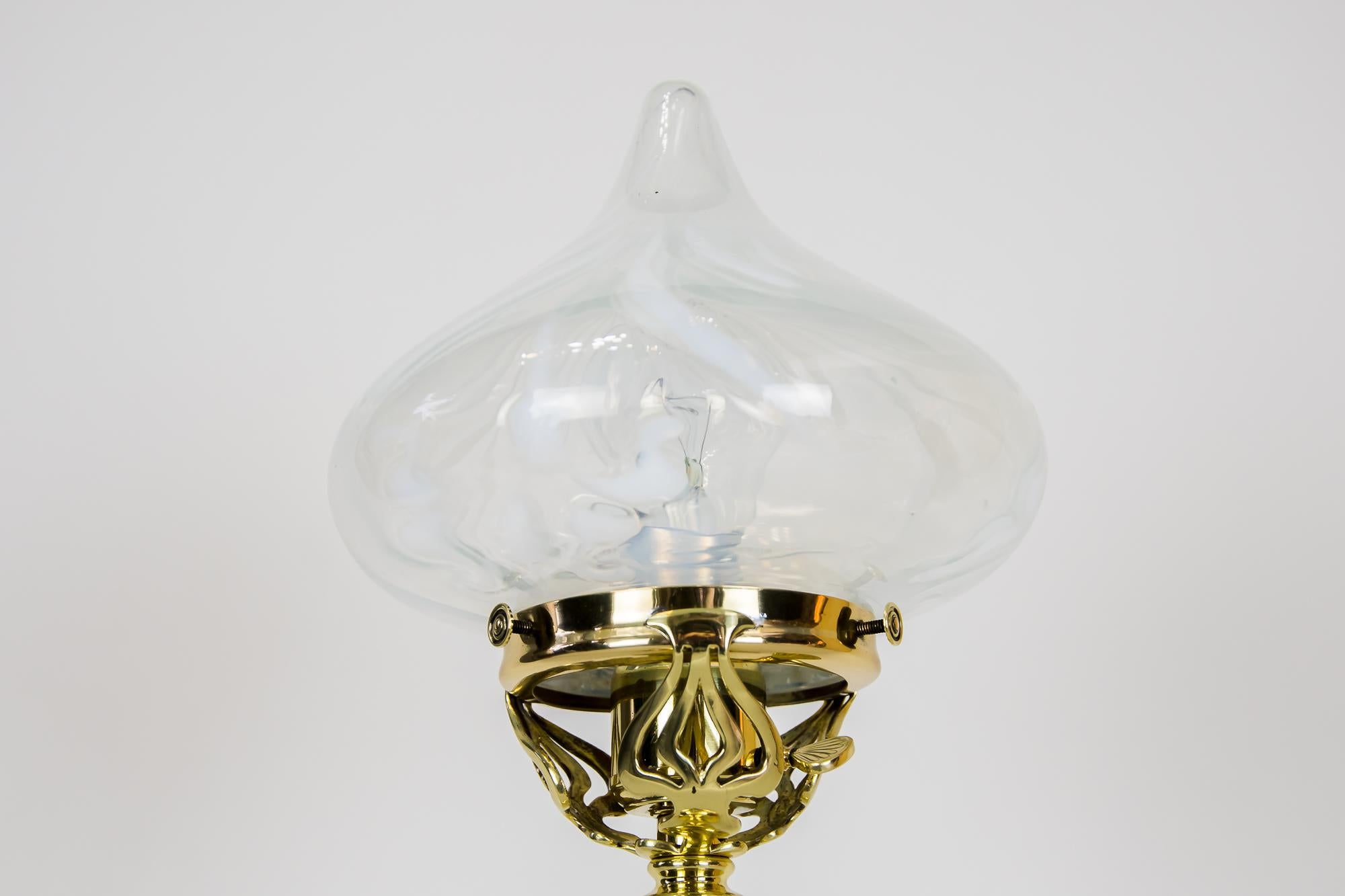 Jugendstil Floral Lamp Vienna 1905s with Opaline Glass Shade In Good Condition For Sale In Wien, AT