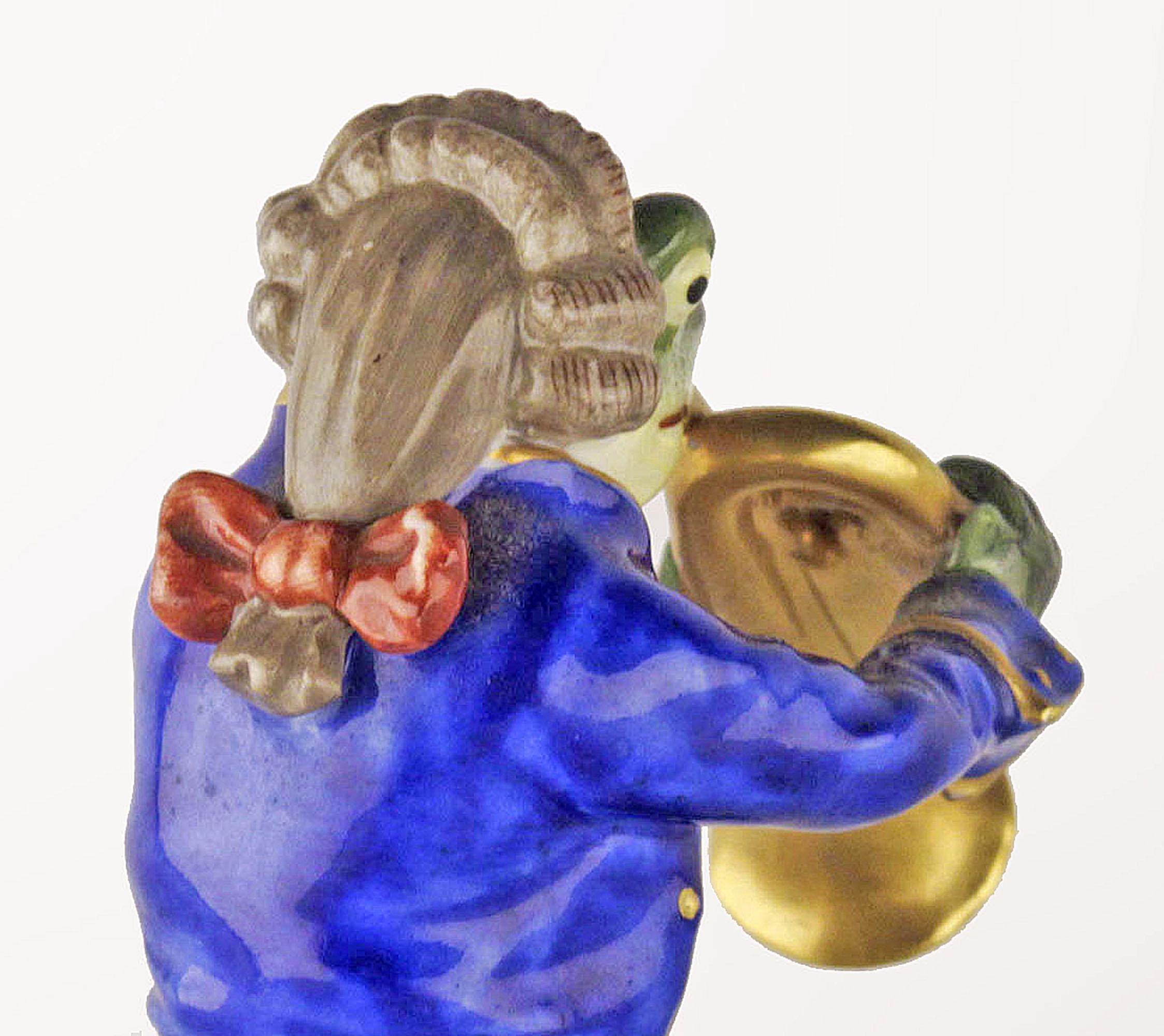 Jugendstil German Porcelain Figurine of a Brass Playing Frog by Goebel Company In Good Condition For Sale In North Miami, FL