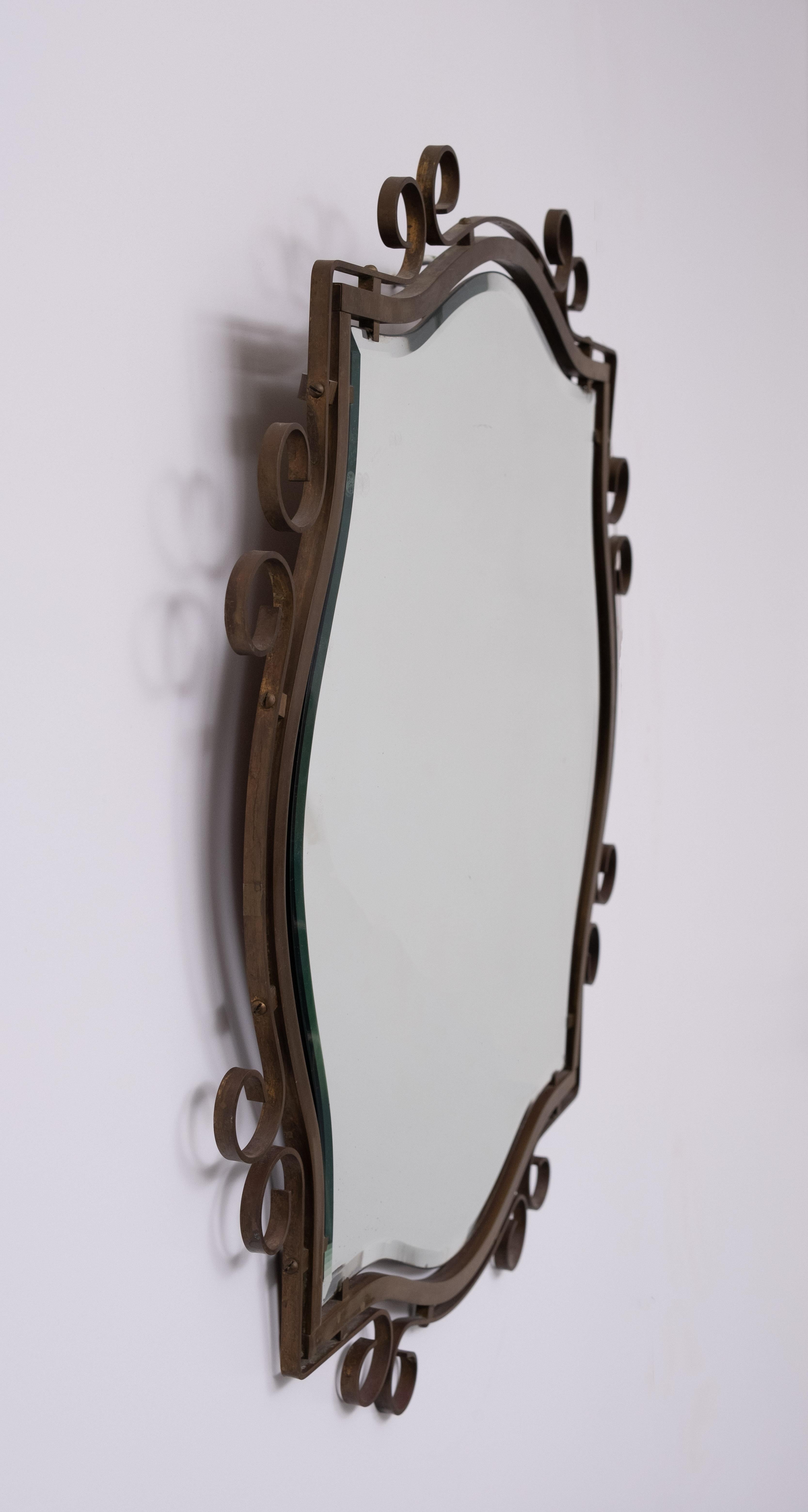 Jugendstil  Miroir mural en laiton forcé à la main 1920 Bon état - En vente à Den Haag, NL