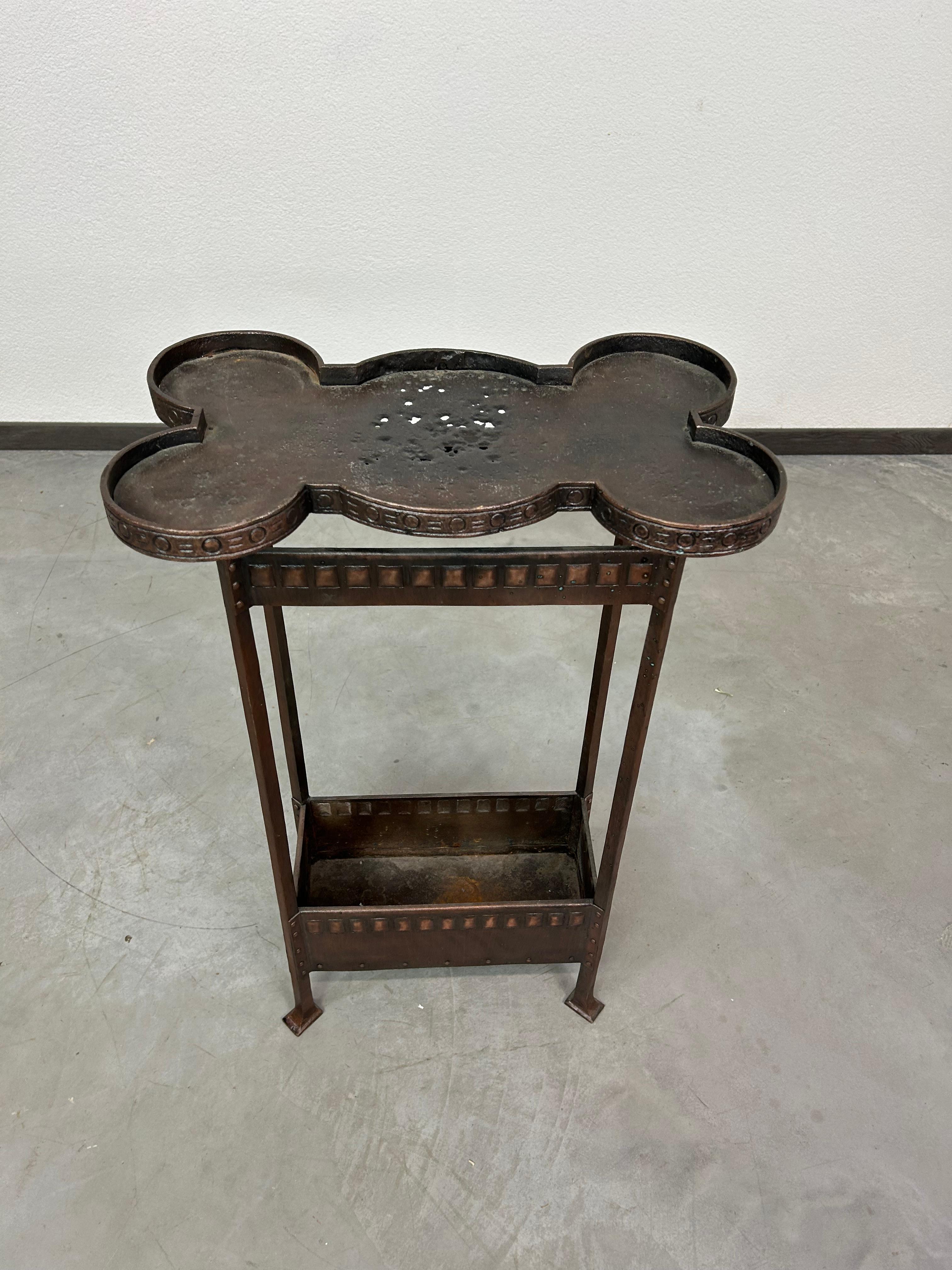 Austrian Jugendstil jardiniere by A.Lebach Darmstadt Artists' Colony For Sale