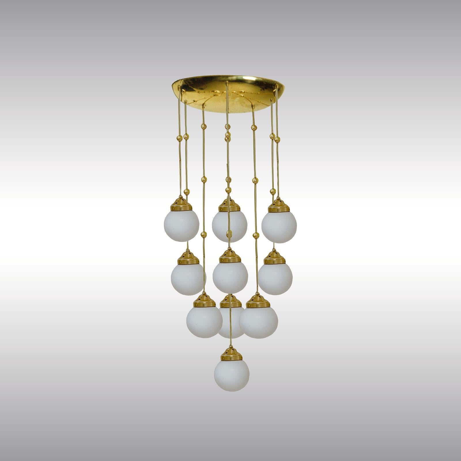 Jugendstil Josef Hoffmann & Wiener Werkstätte Deckenleuchte mit Glühbirnen, Re Editi im Zustand „Neu“ im Angebot in Vienna, AT