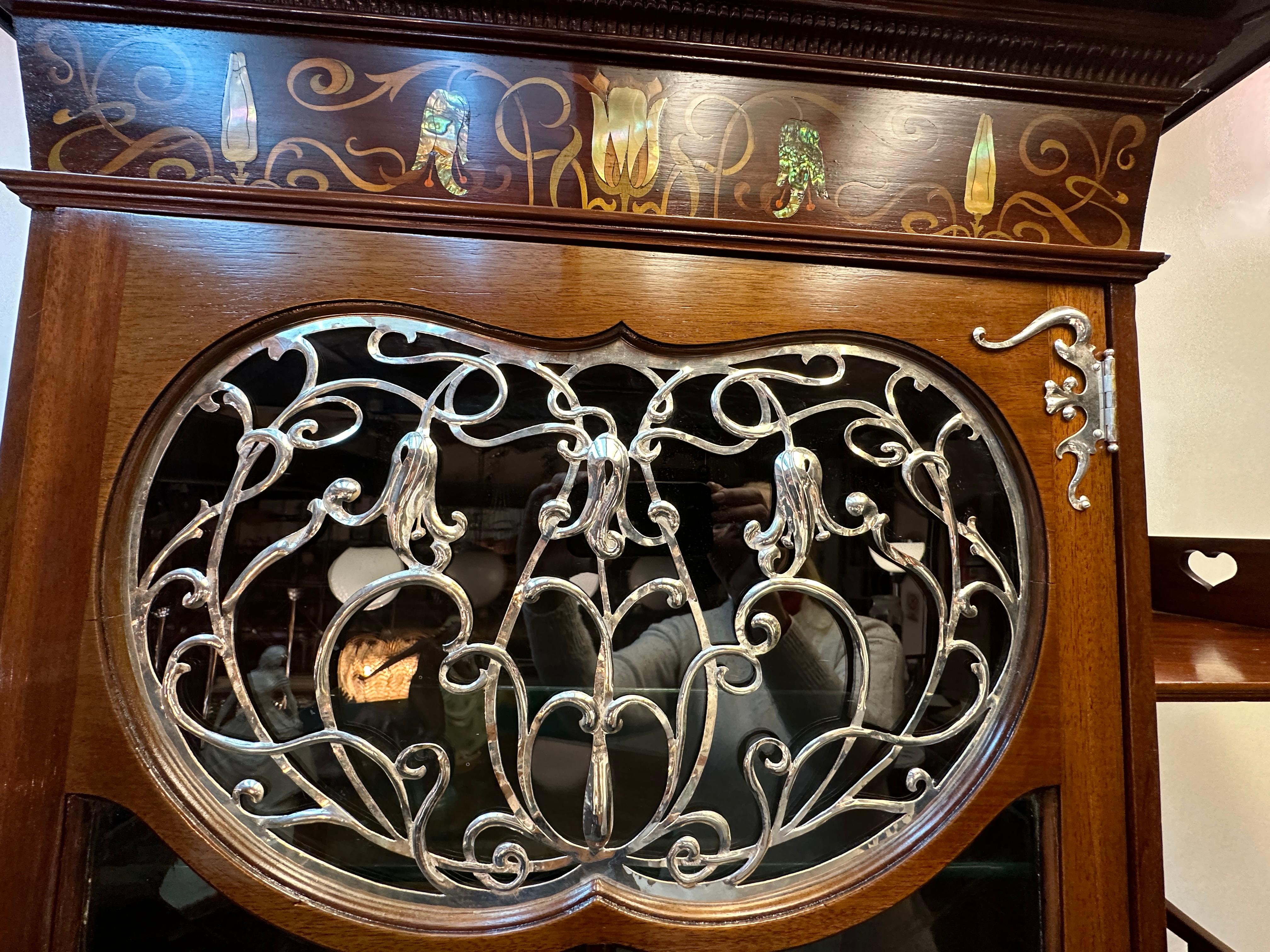 Jugendstil, Liberty, Art Nouveau, Vitrina, 1900 in vendita 6