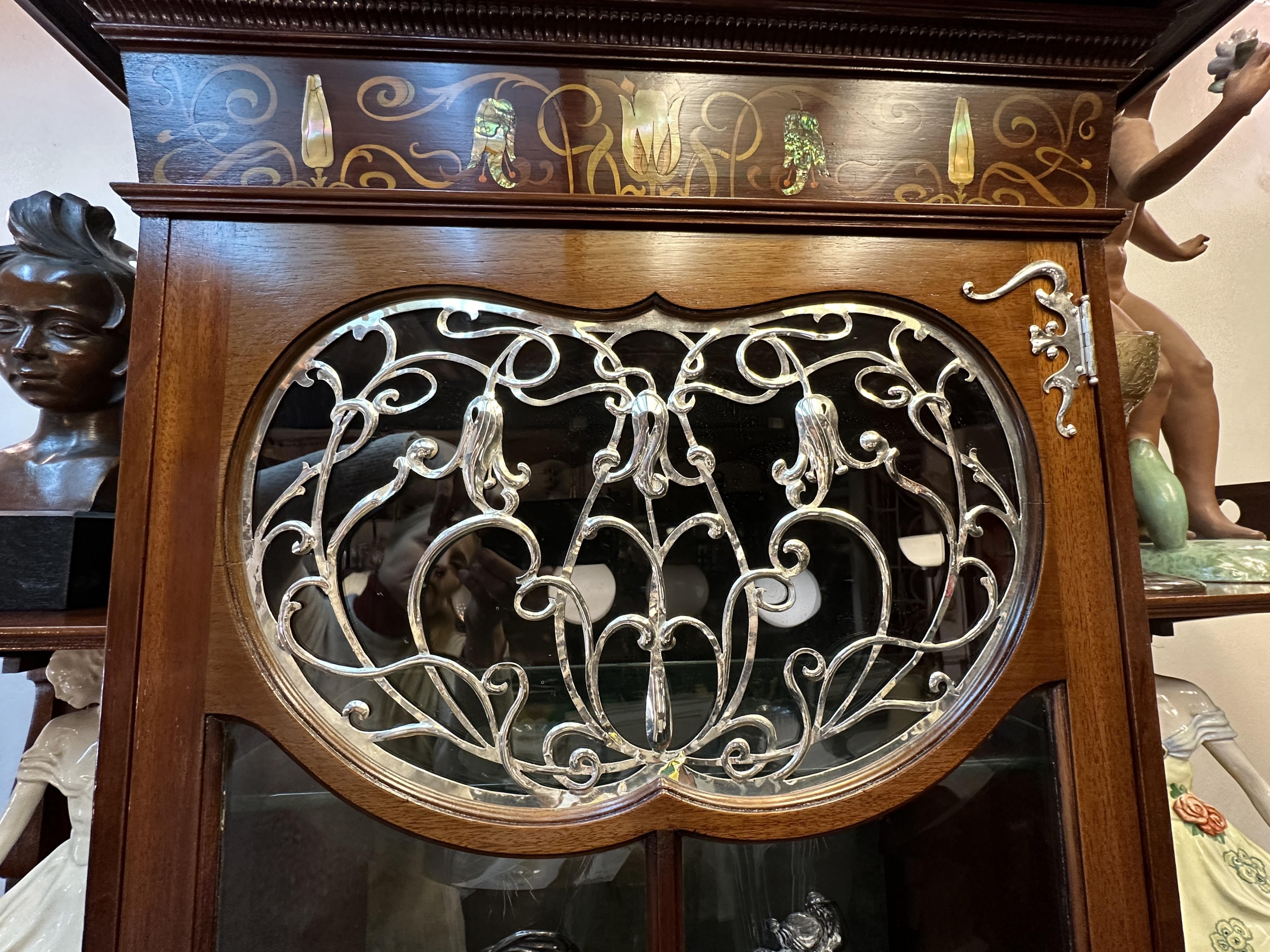 Inizio XX secolo Jugendstil, Liberty, Art Nouveau, Vitrina, 1900 in vendita