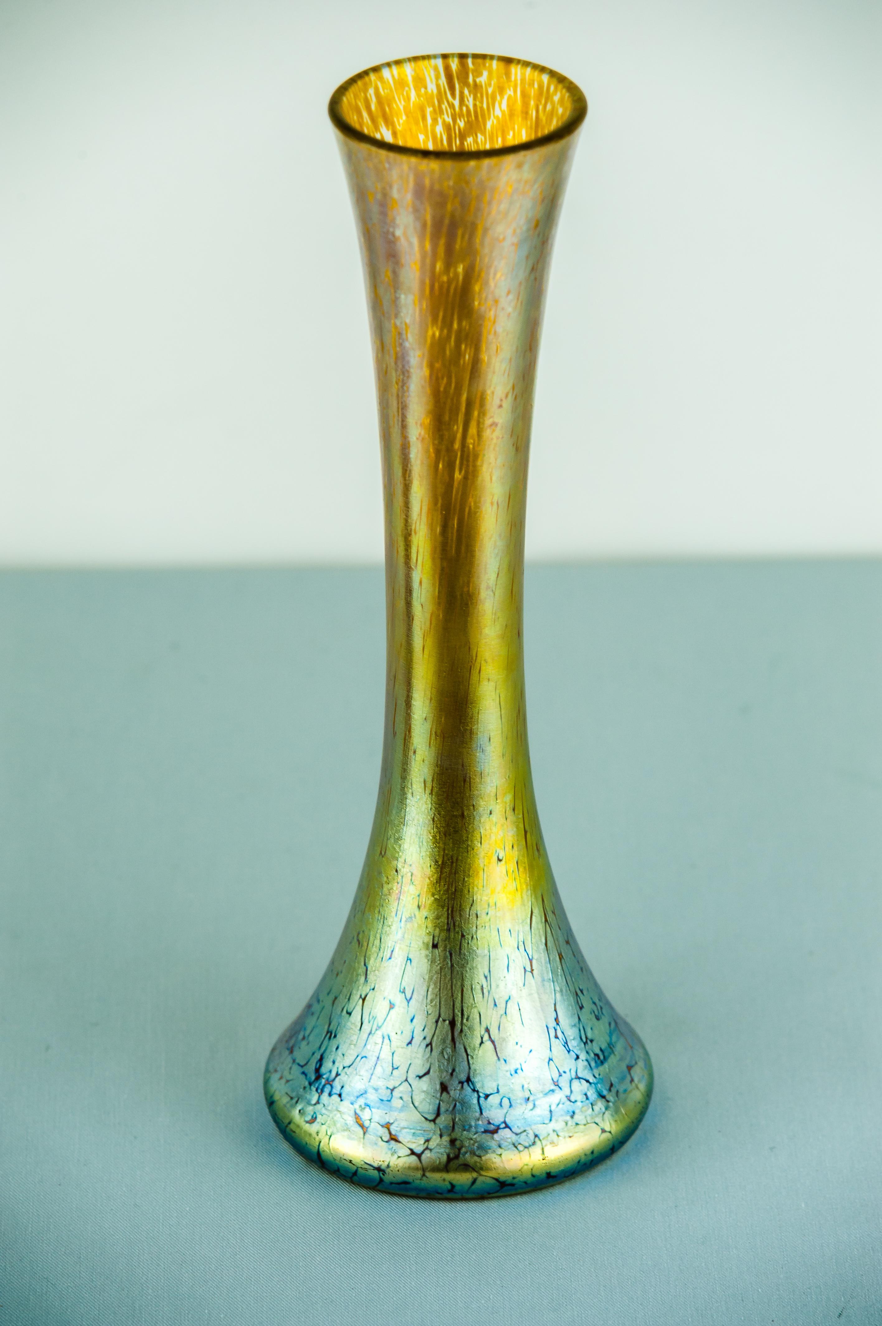 Glass Jugendstil Loetz Vase, circa 1903