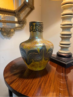 Jarrón Jugendstil LOETZ Austria ca. 1900 Vidrio soplado iridiscente Franz Hofstoetter